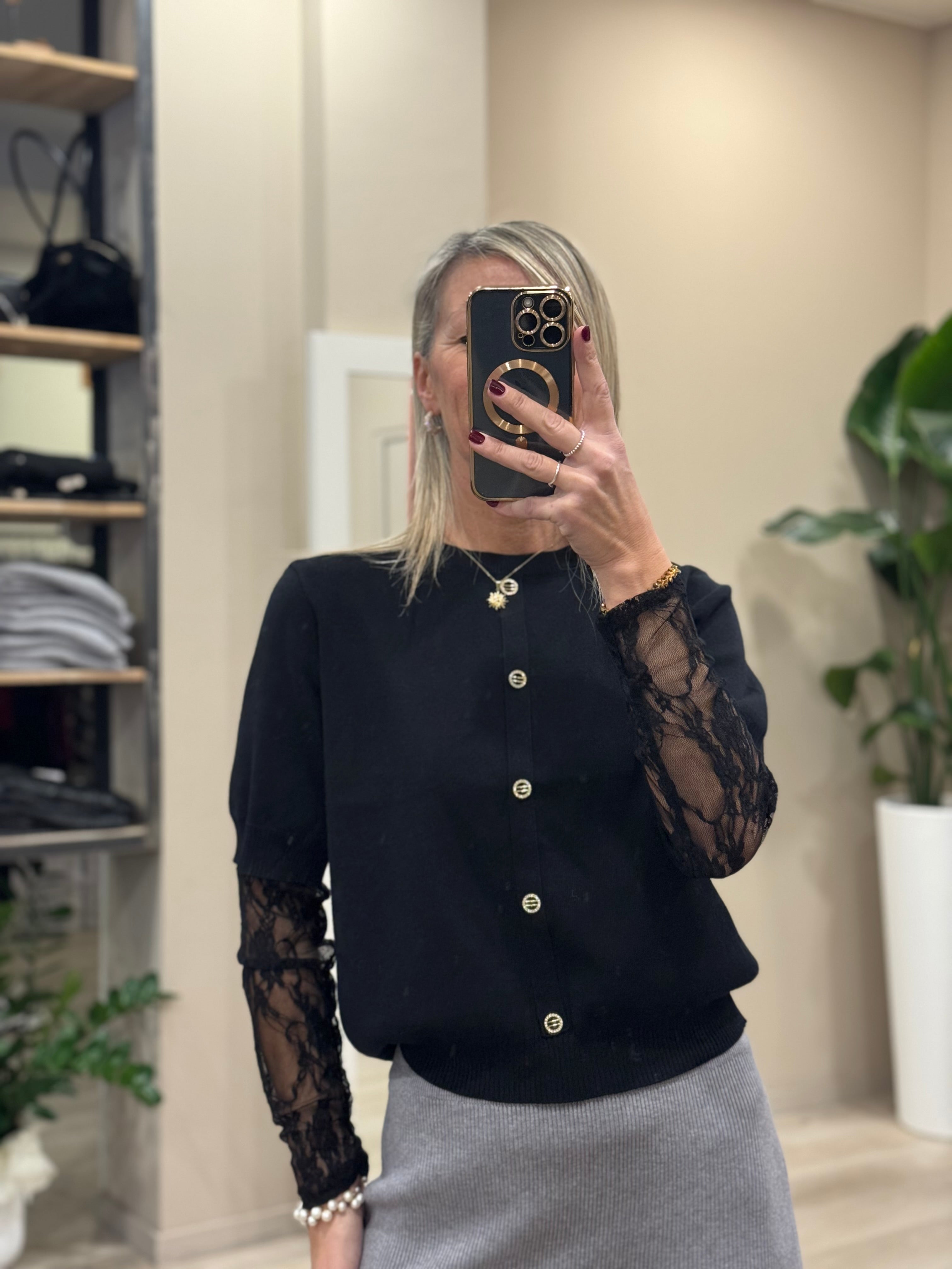 Maglia effetto cardigan manica pizzo