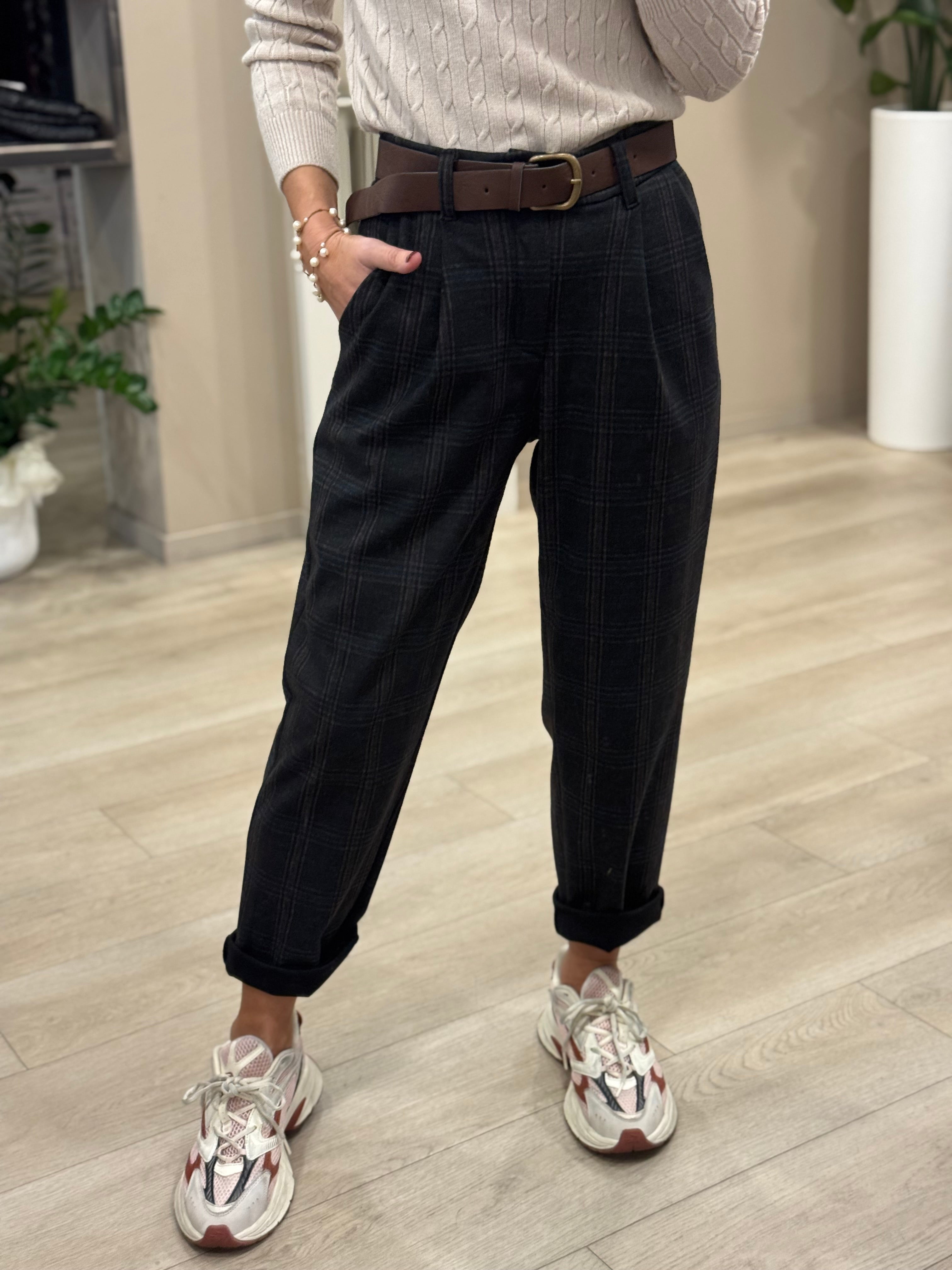 Pantalone baggy check