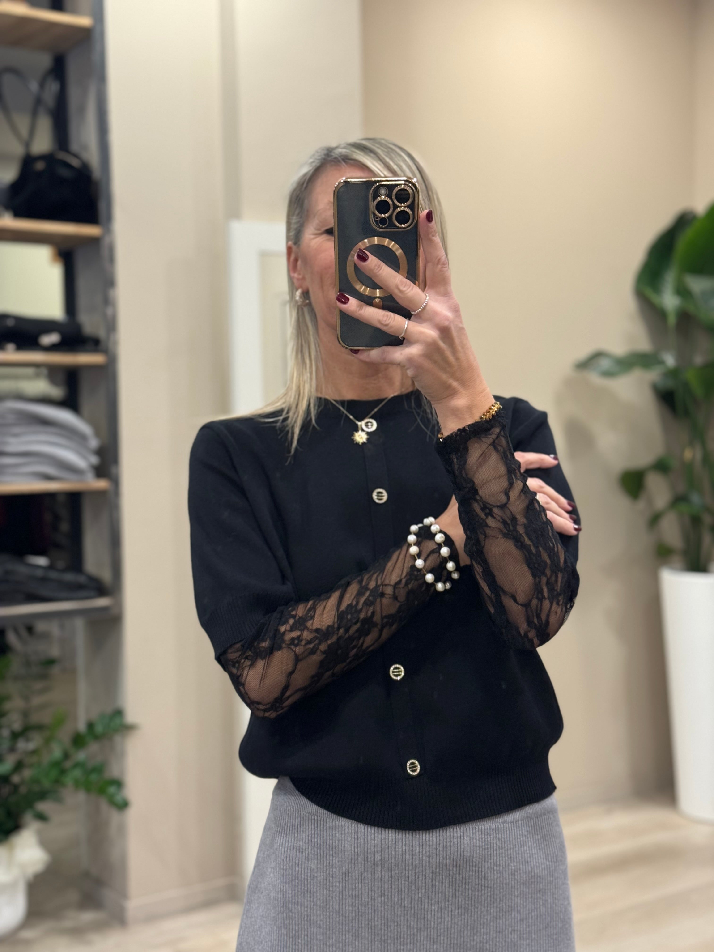 Maglia effetto cardigan manica pizzo