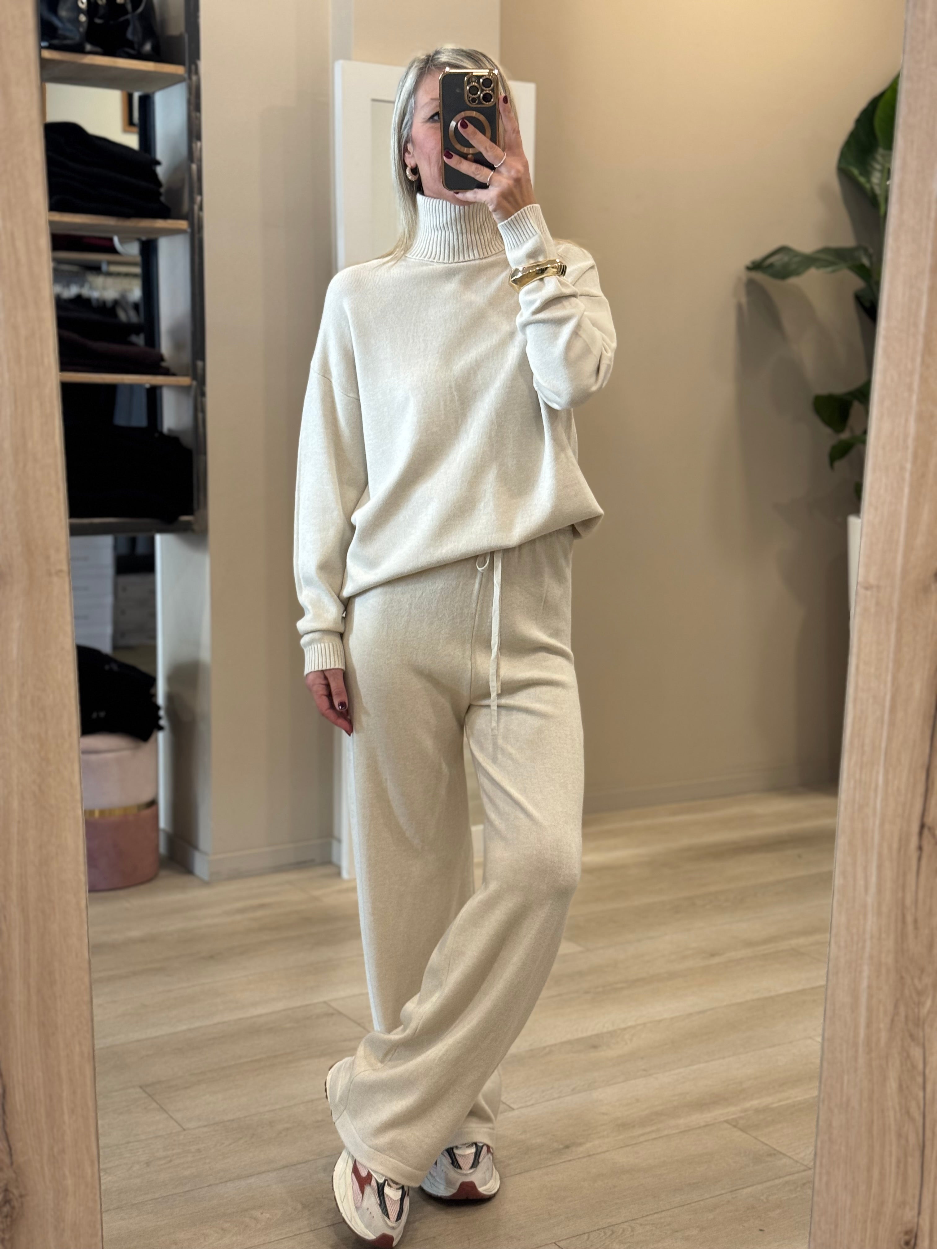 Coordinato in maglia dolcevita