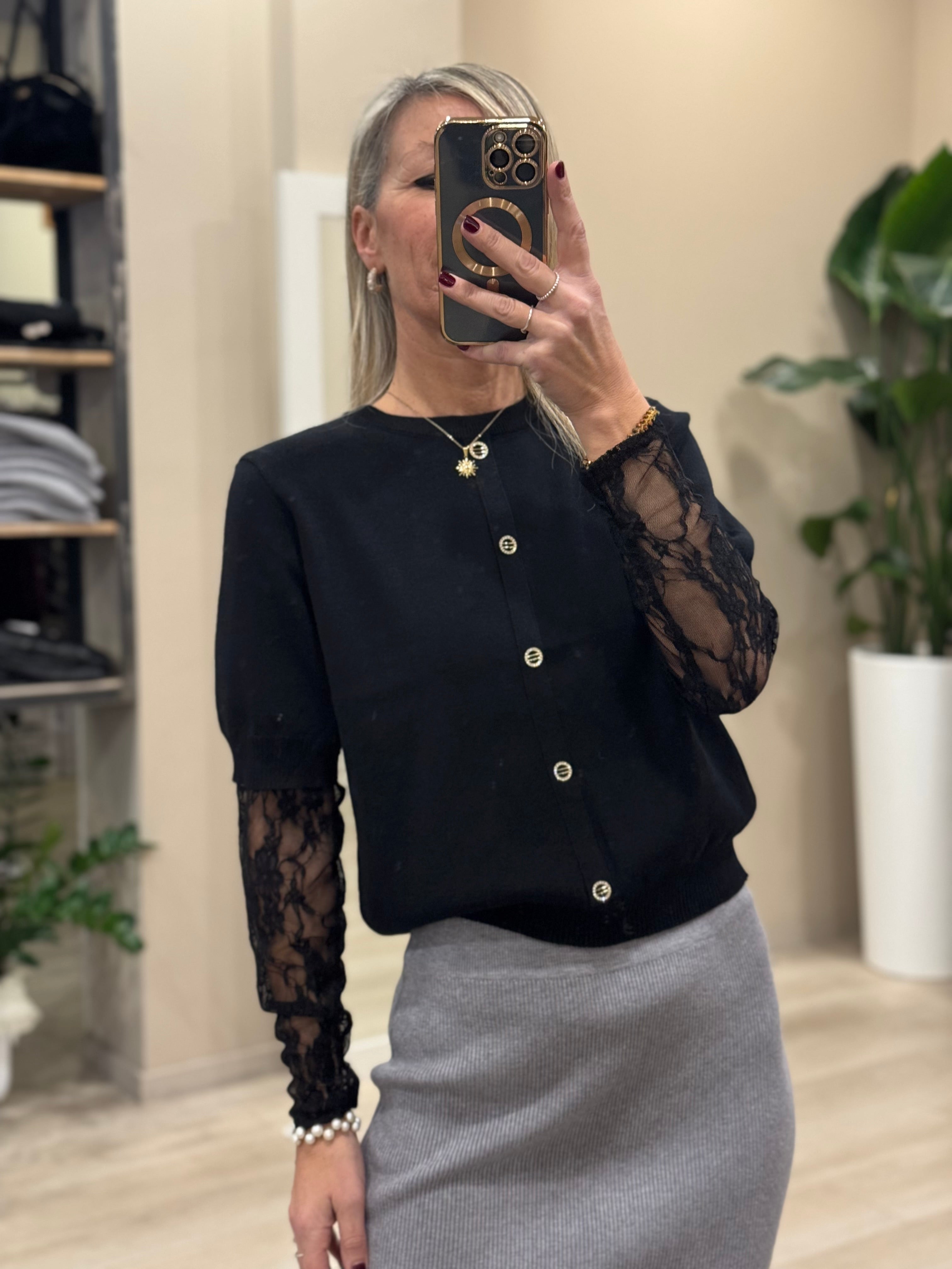 Maglia effetto cardigan manica pizzo