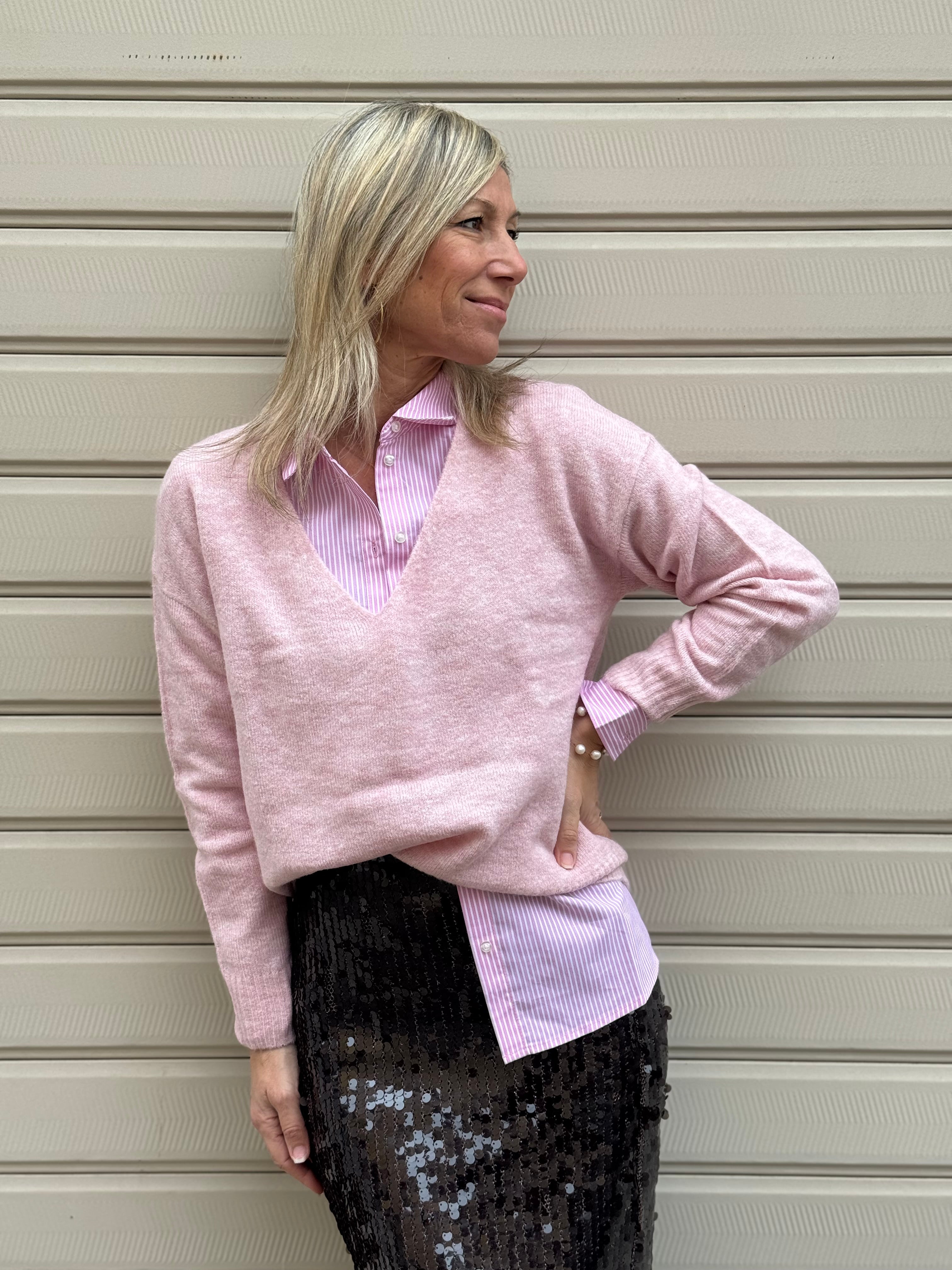 Maglia scollo v pastello 🖍️