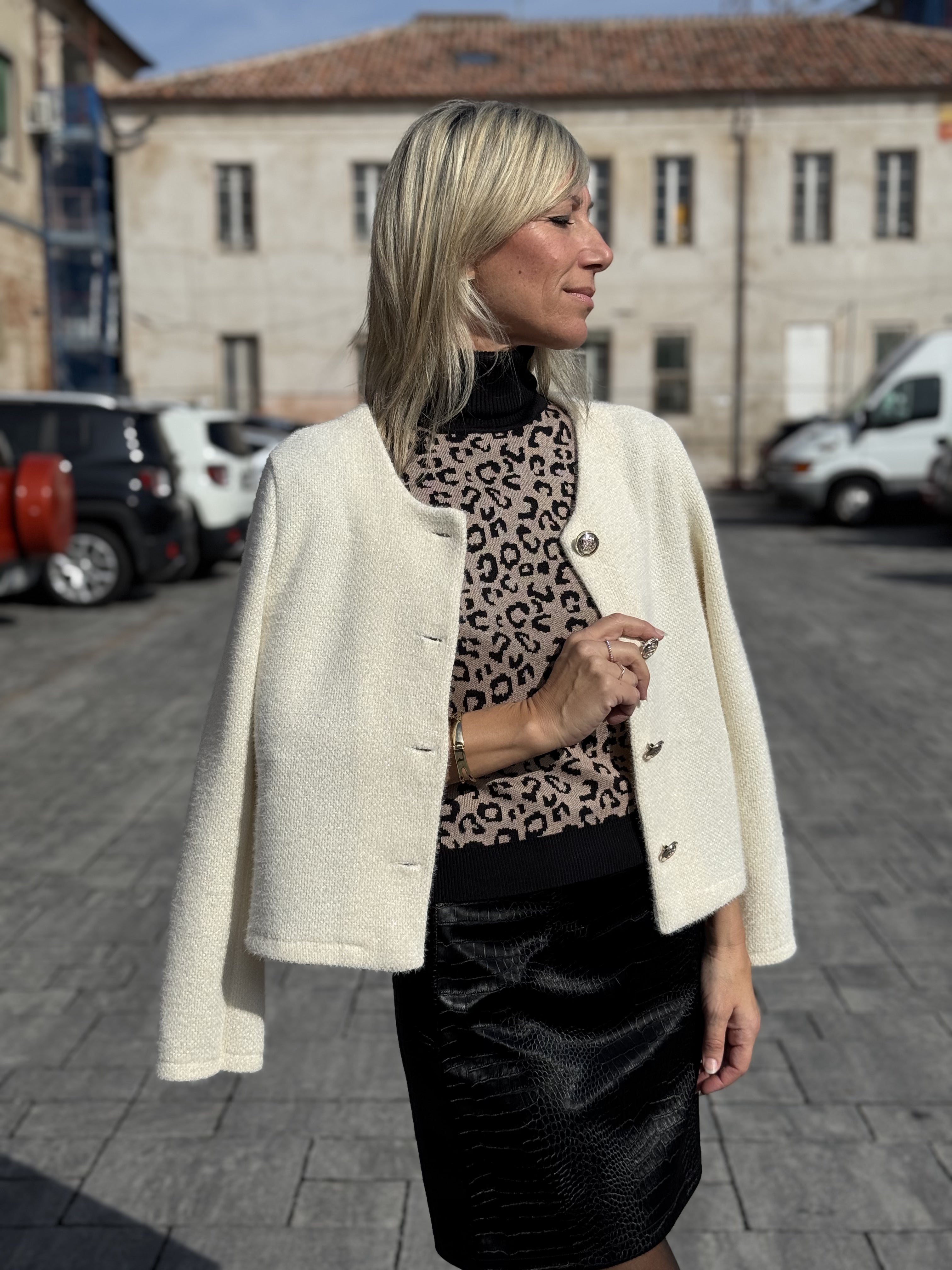 Cardigan corto pelosetto
