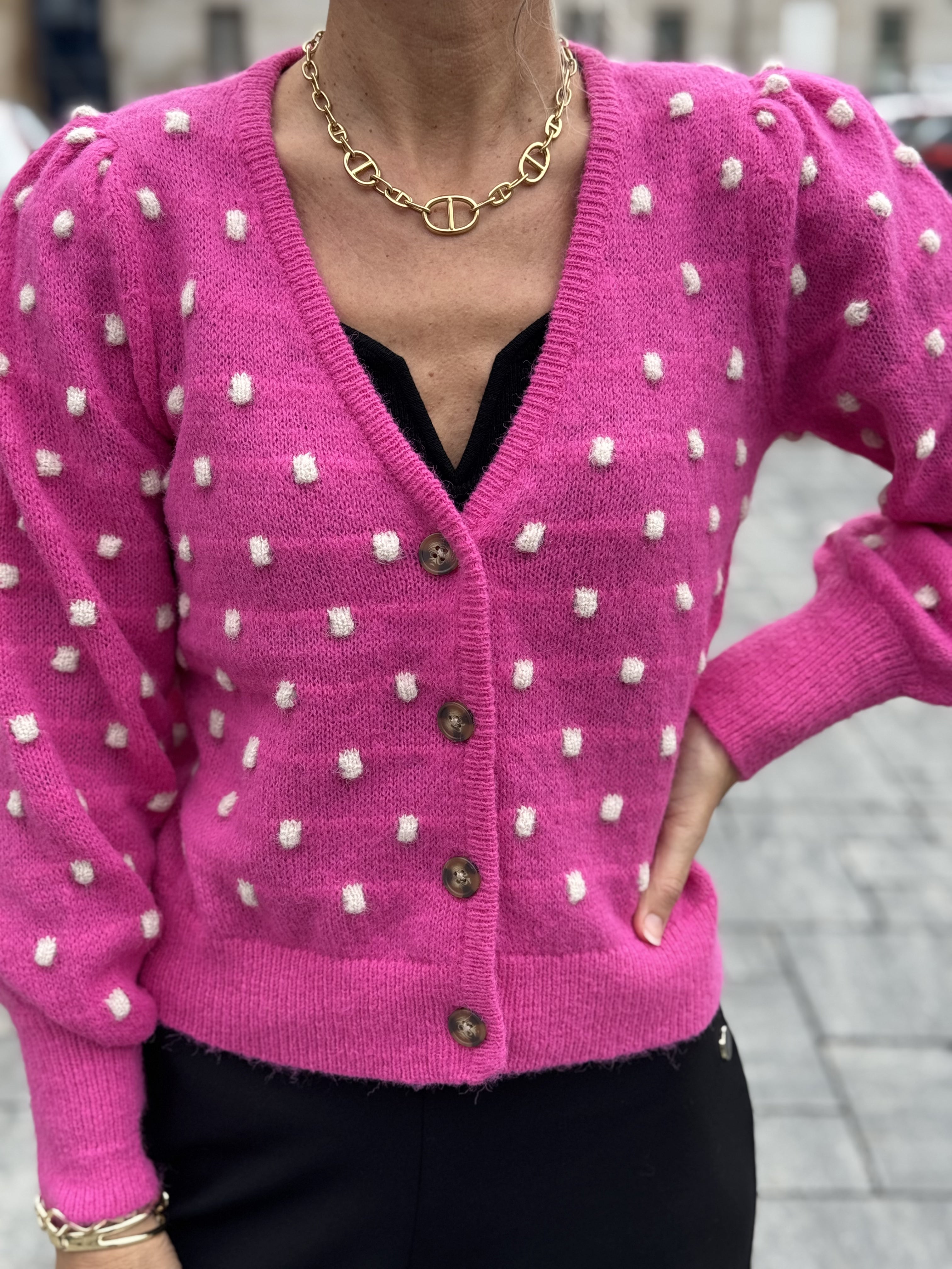 Cardigan pon pon