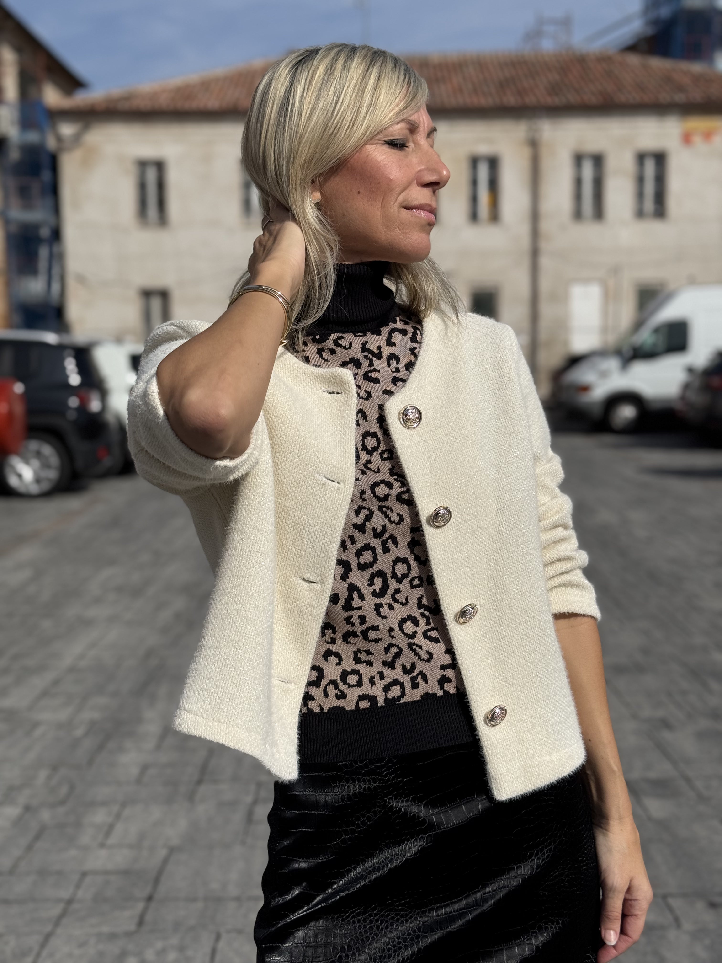 Cardigan corto pelosetto