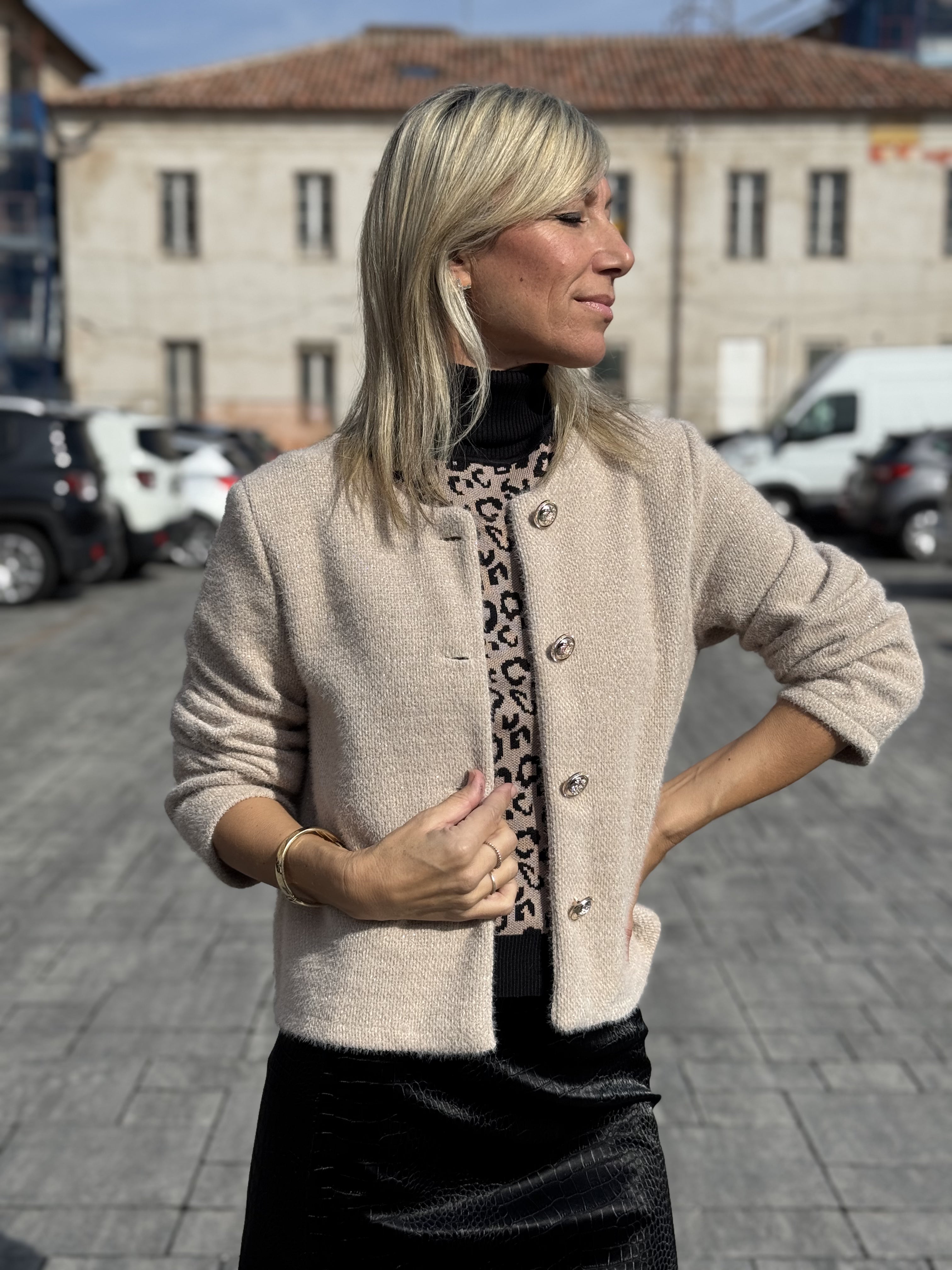 Cardigan corto pelosetto