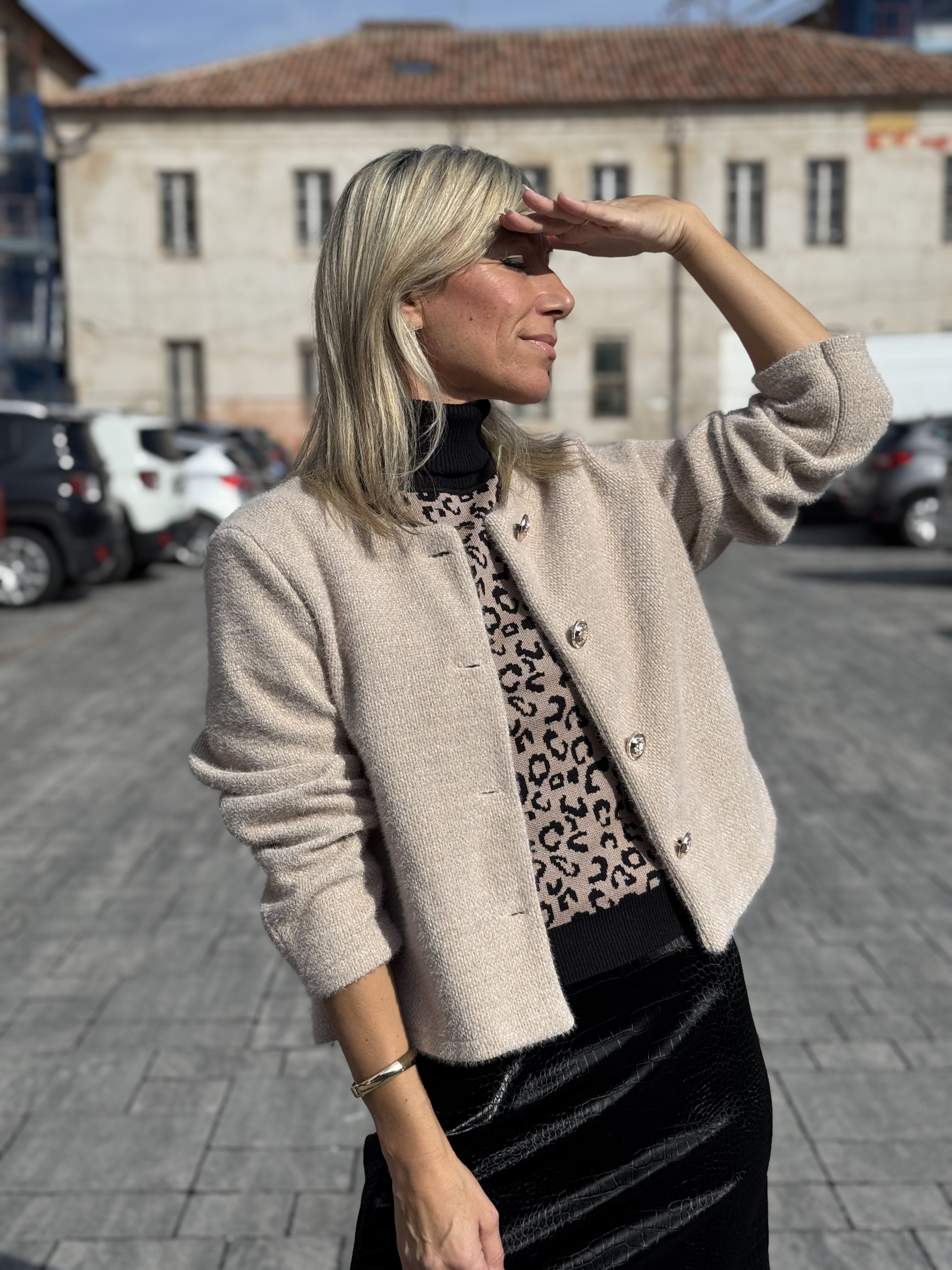 Cardigan corto pelosetto