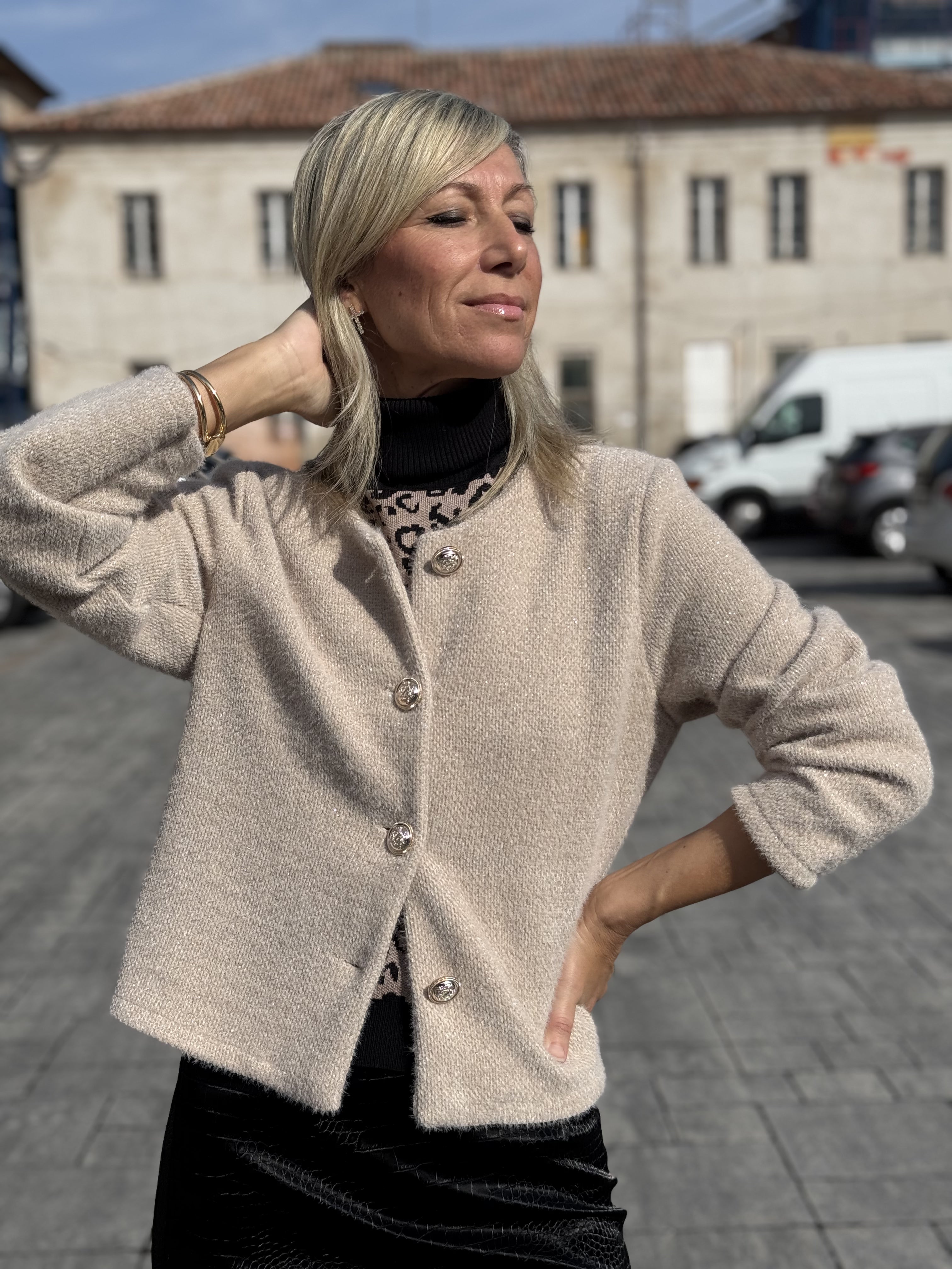 Cardigan corto pelosetto