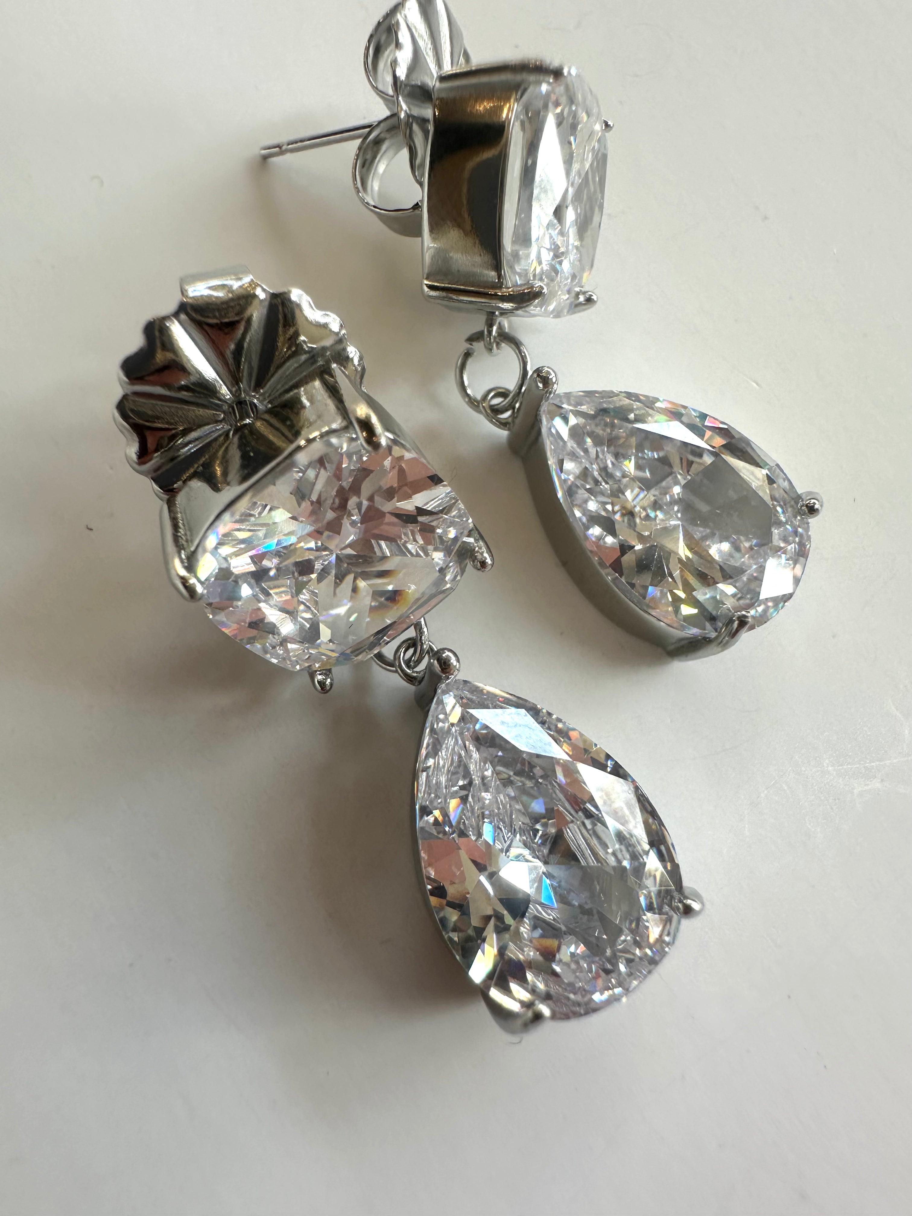 Orecchini goccia d’acqua