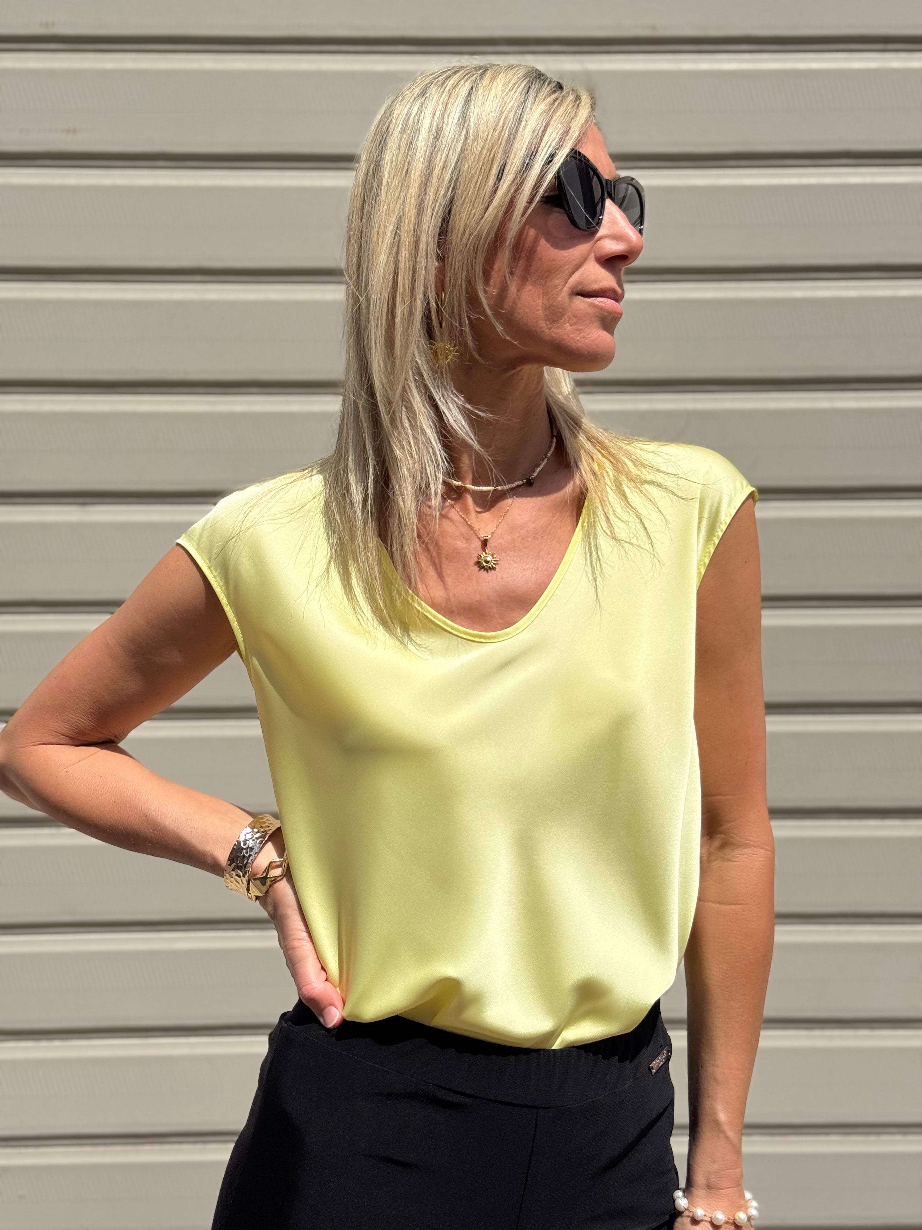 Blusa Raso V Imperial