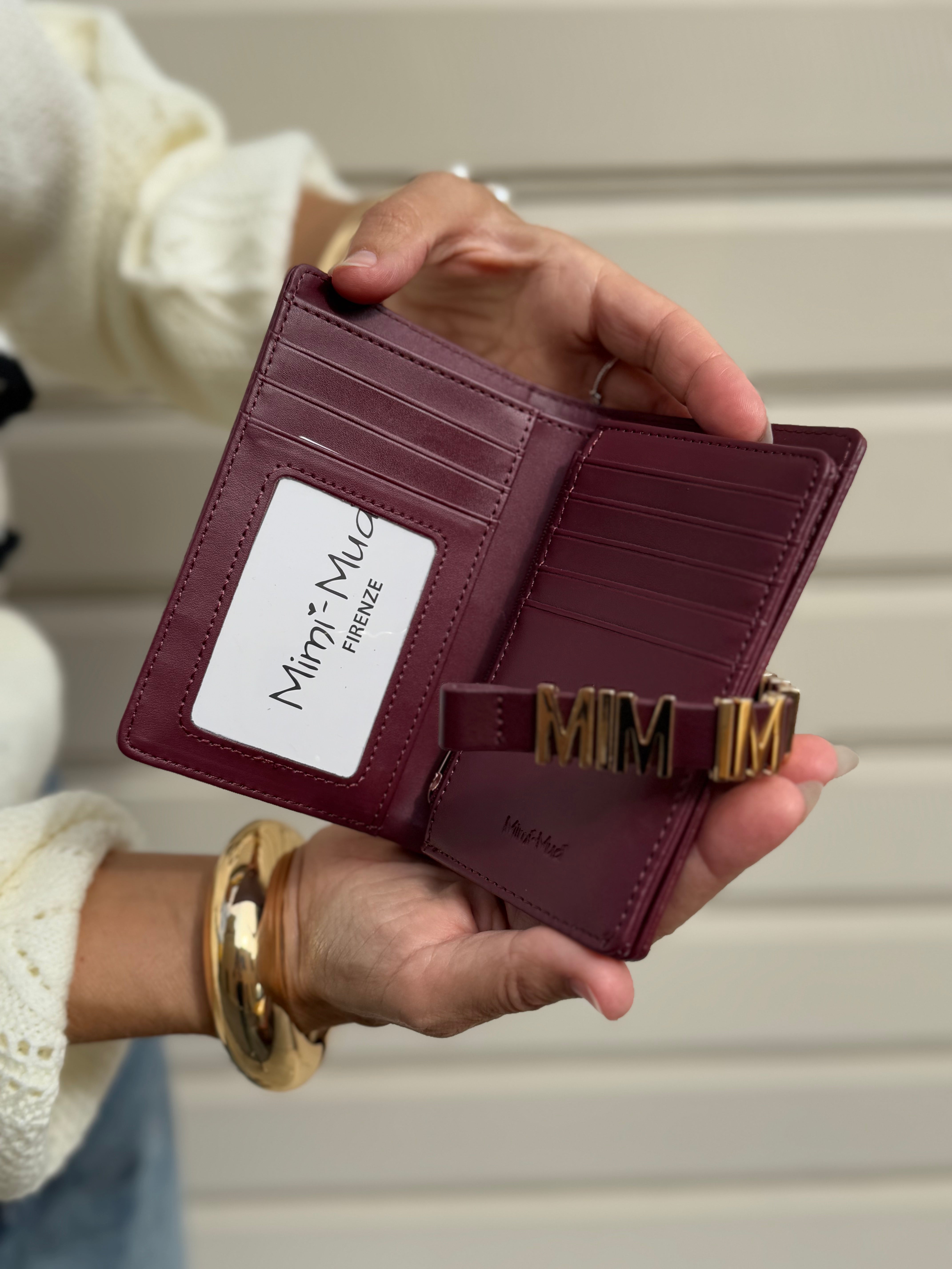Portafoglio lettere piccolo