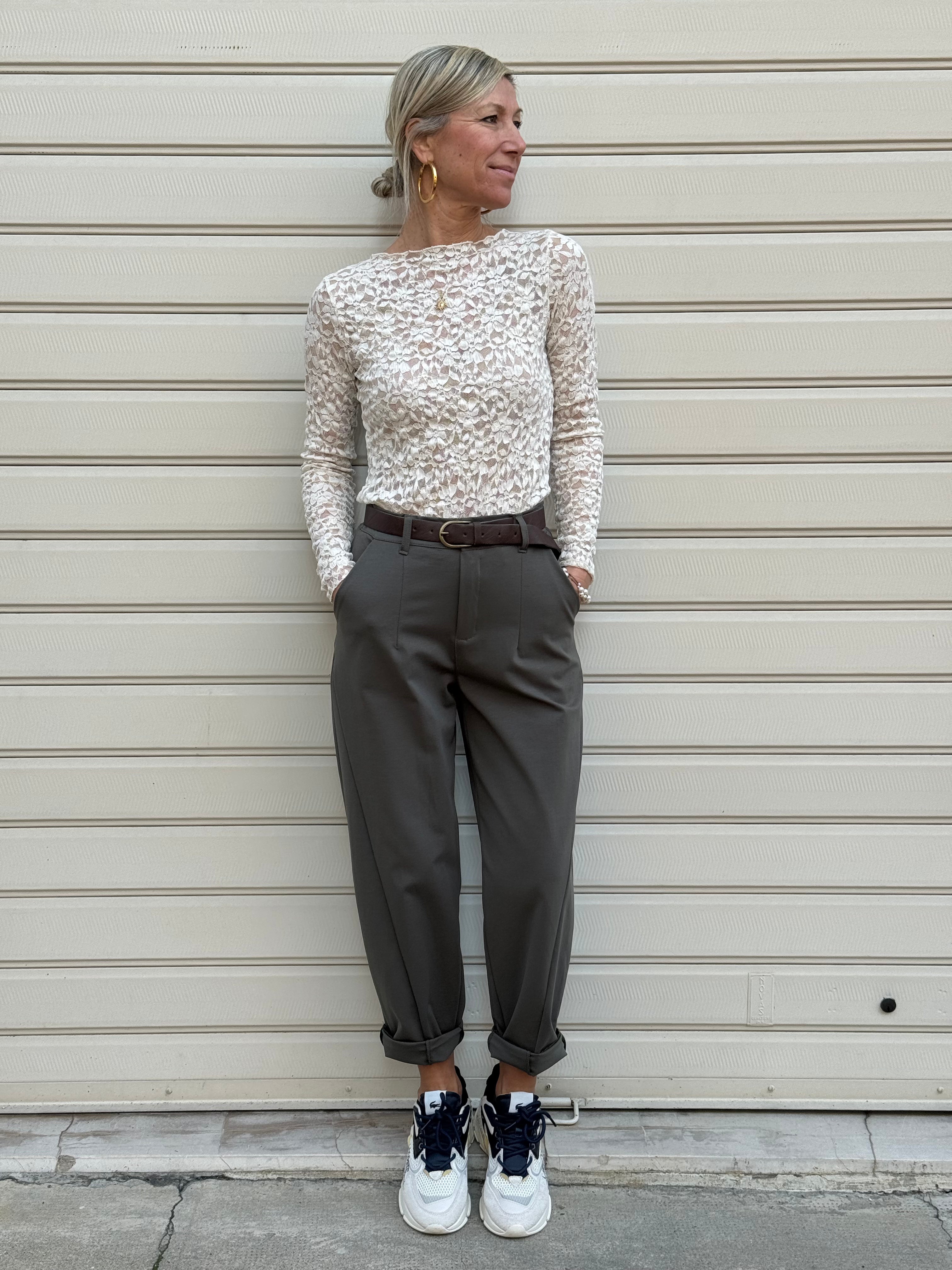 Pantalone baggy SS26 adora