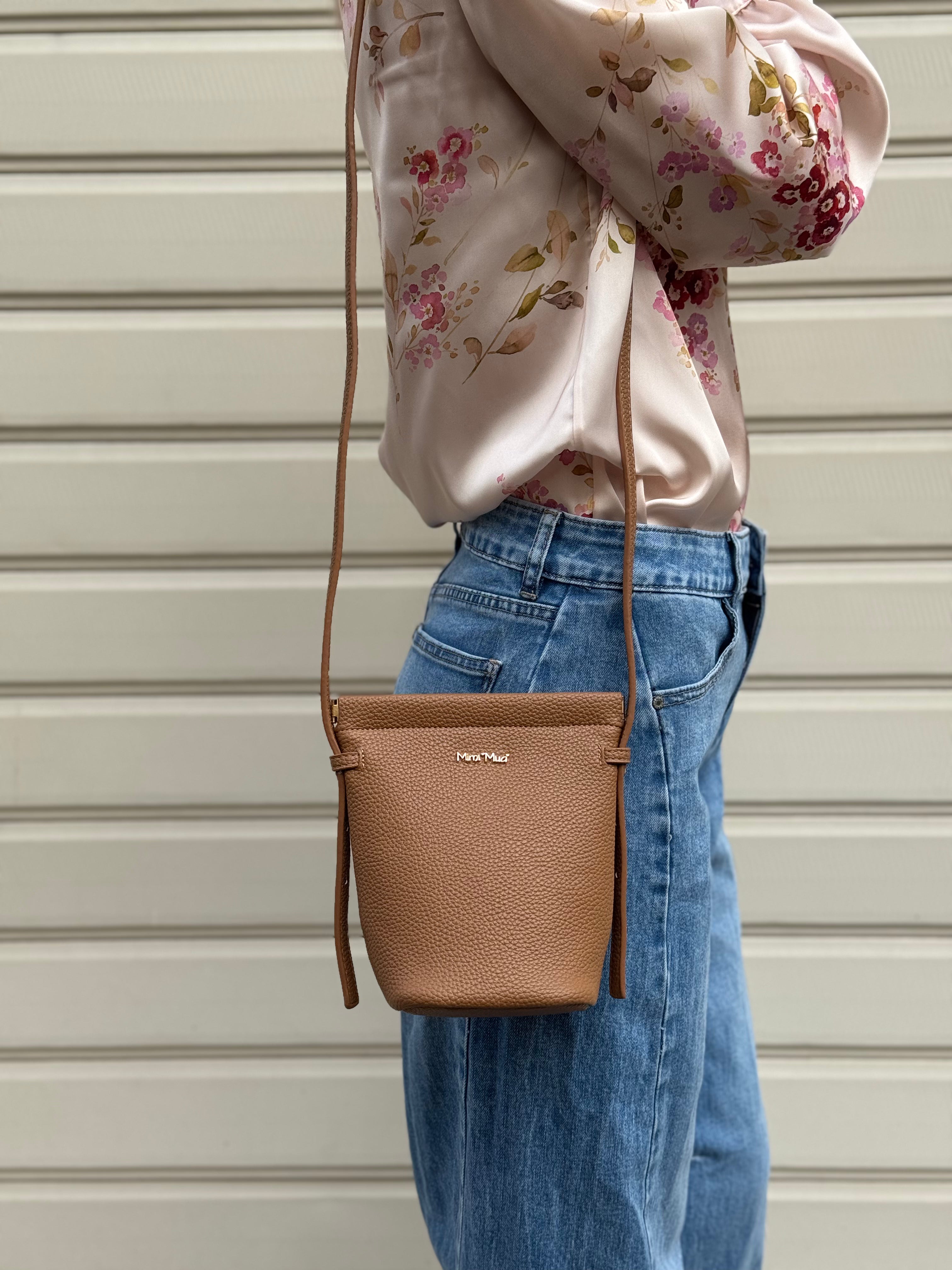 Porta cellulare tracollina Mimì