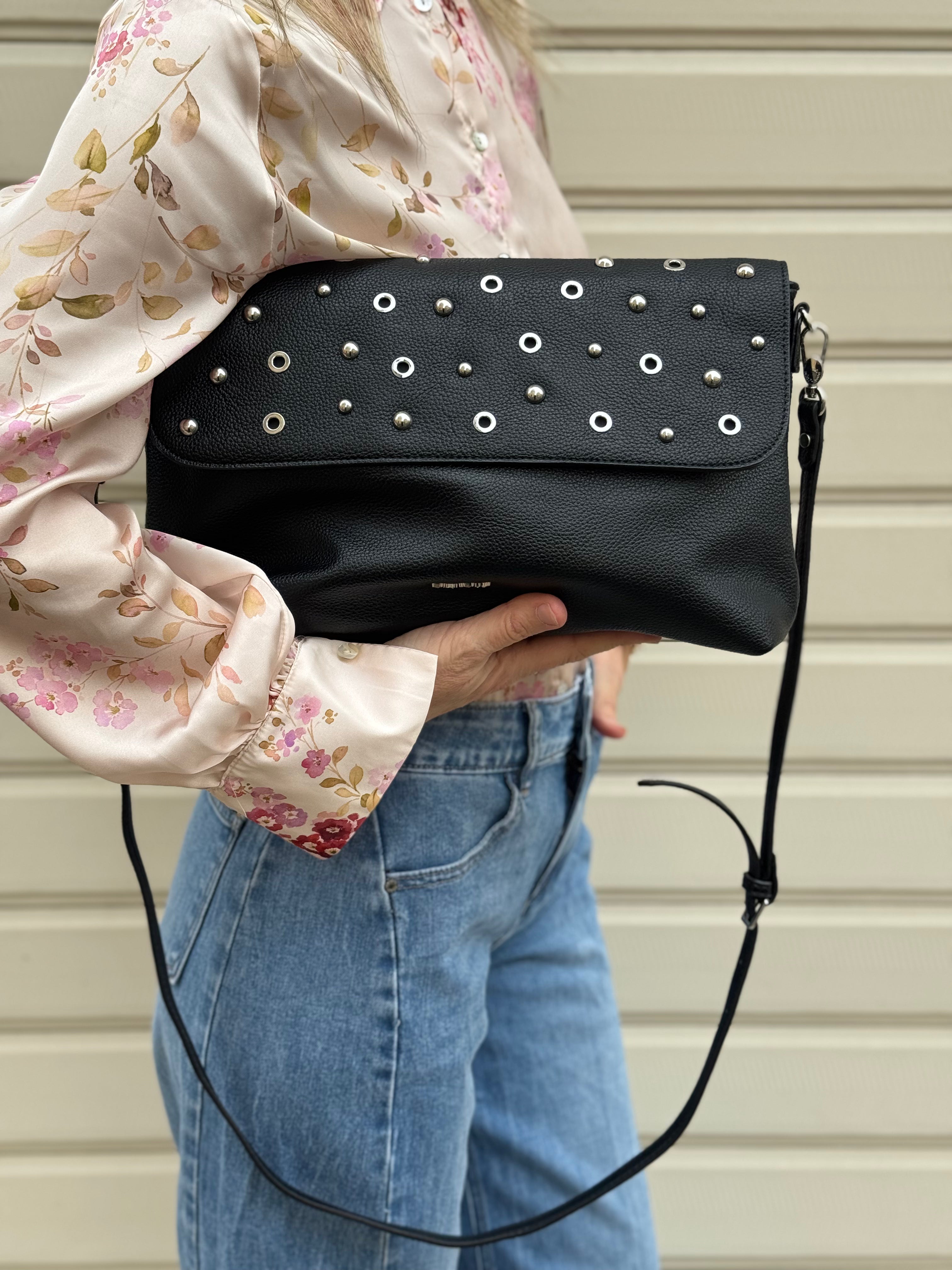 Borsa busta borchie Mimì