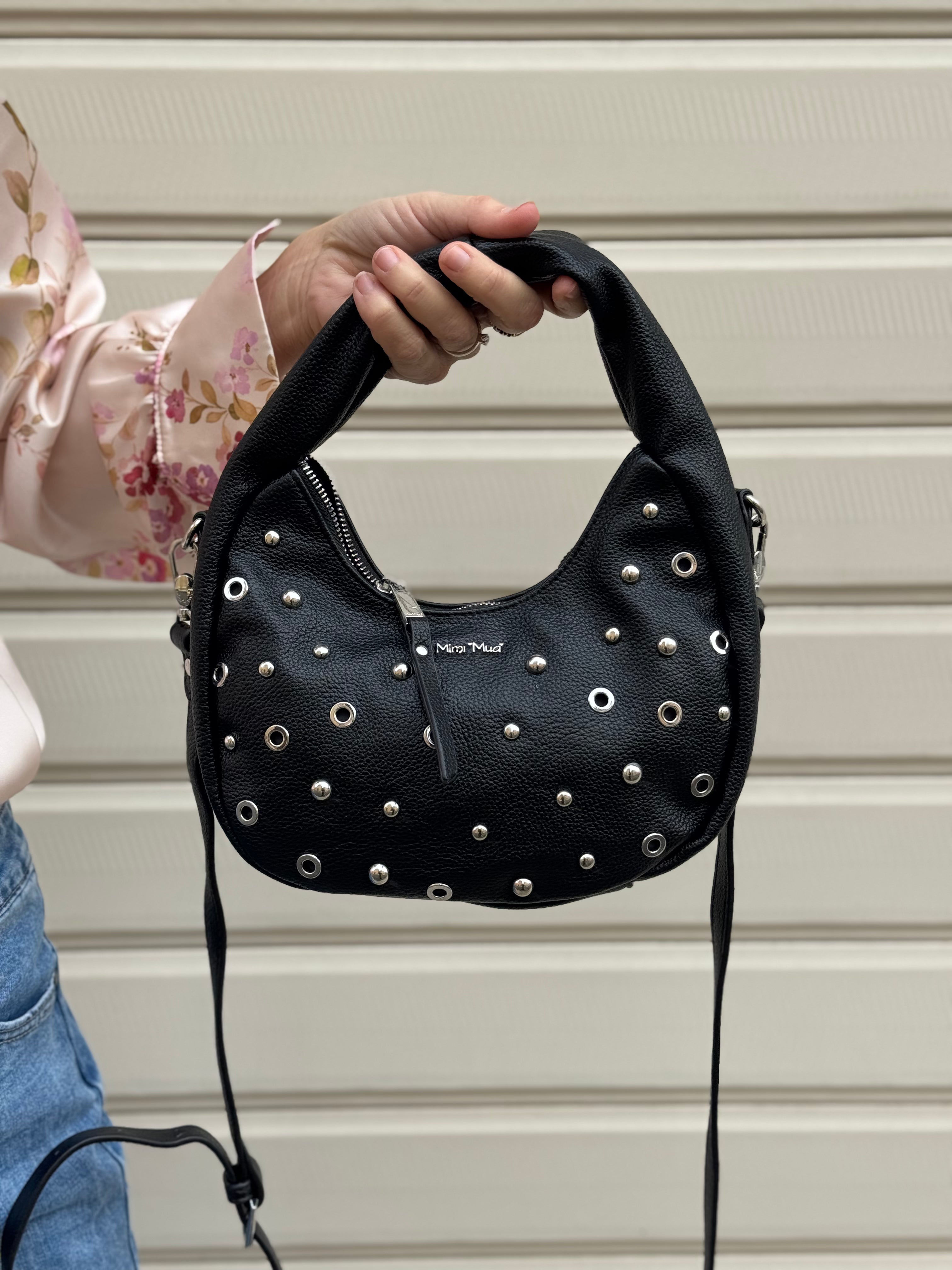 Borsa mezzaluna borchie Mimì