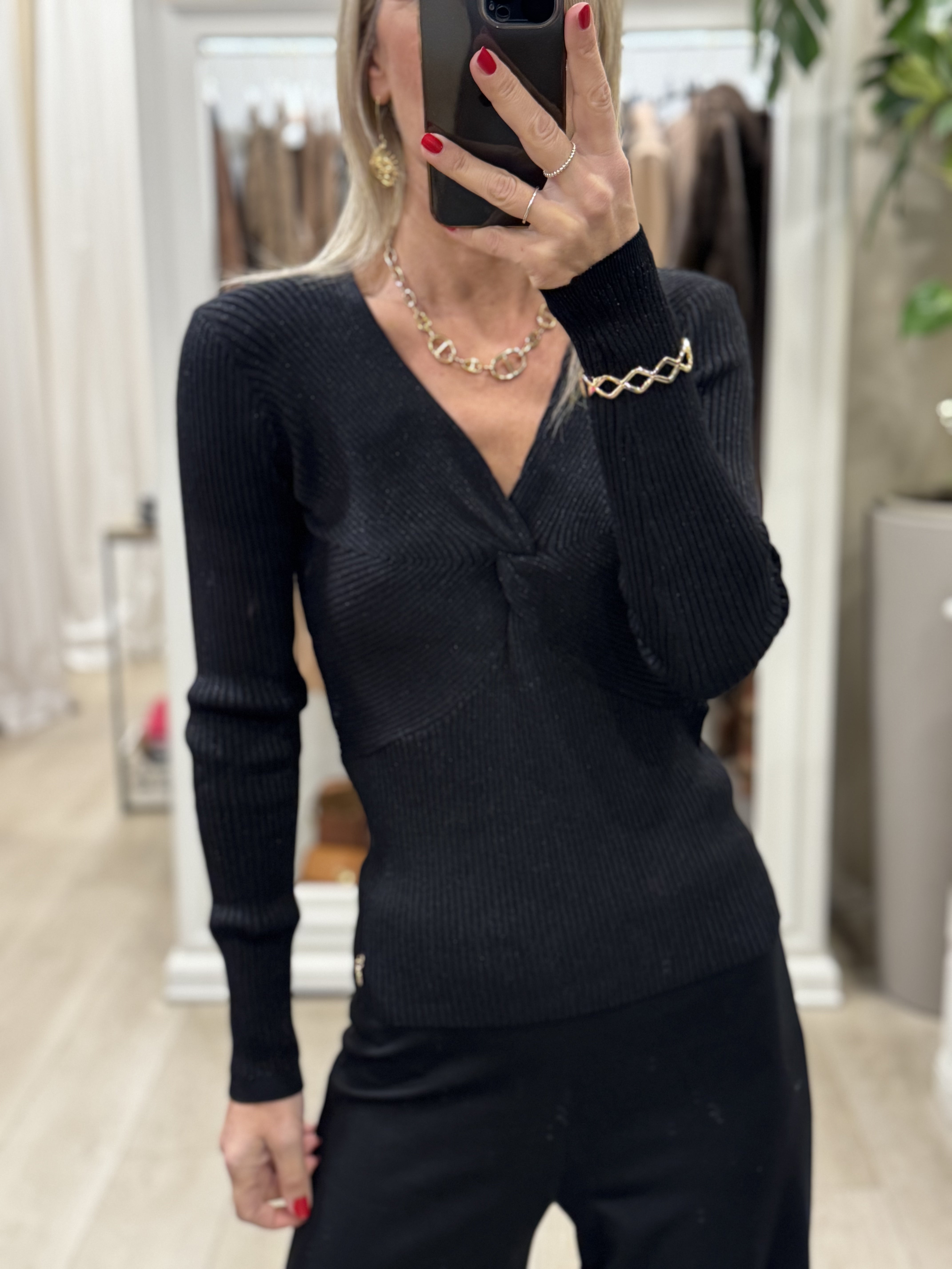 Maglia Scollo Nodo
