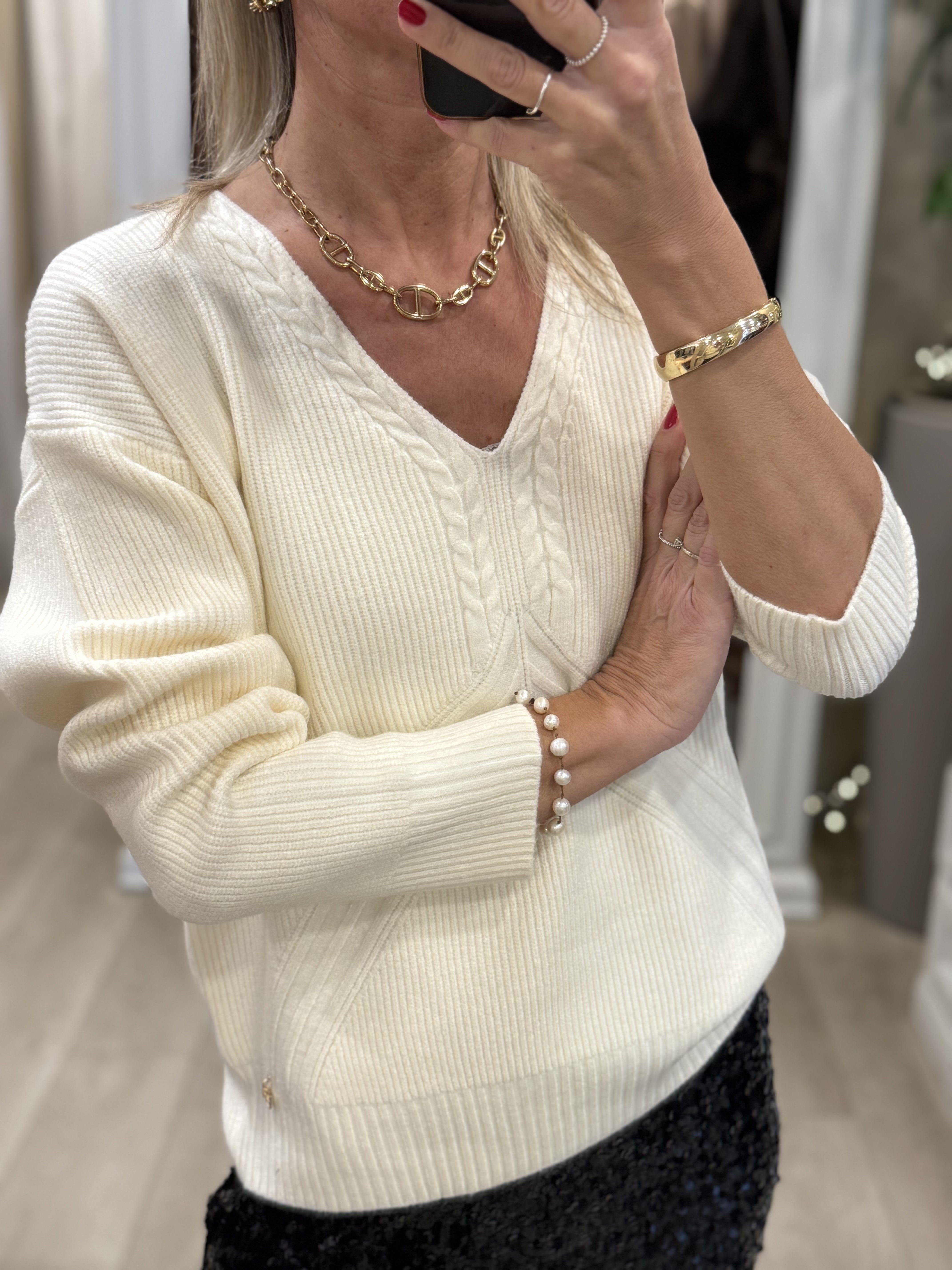 Maglia Scollo V Treccia