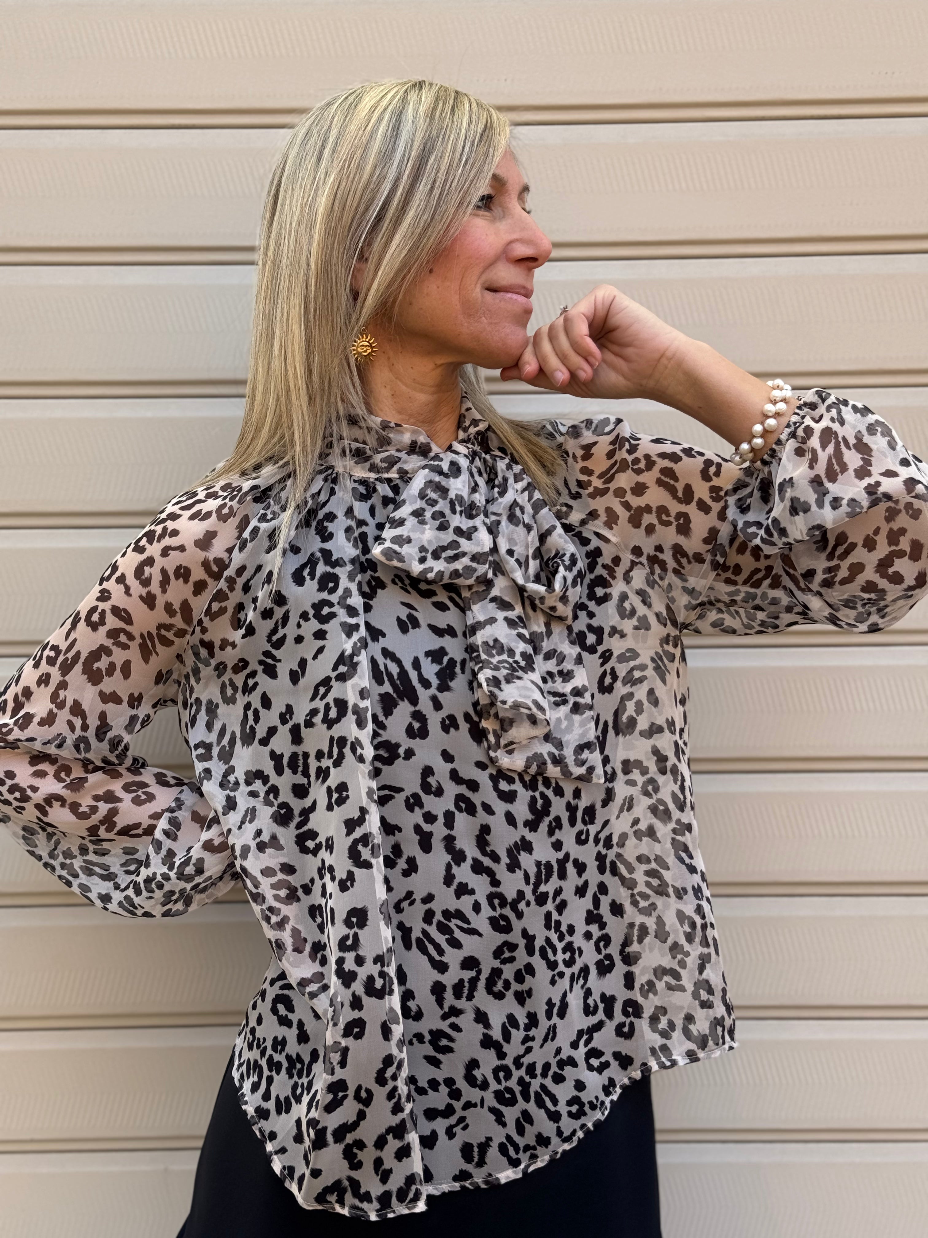 Blusa maculata fiocco mimì