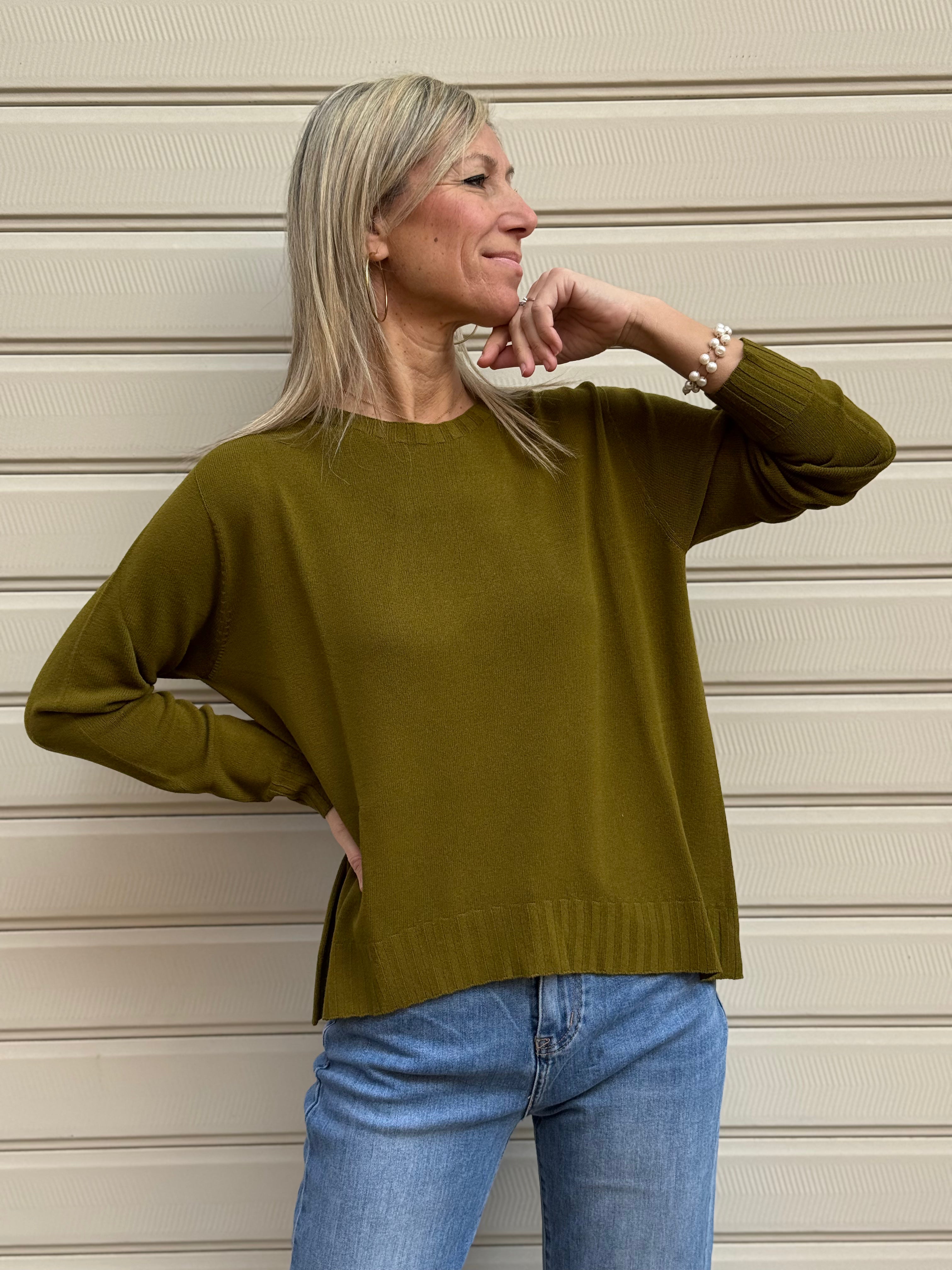 Maglia spacco dietro kontatto