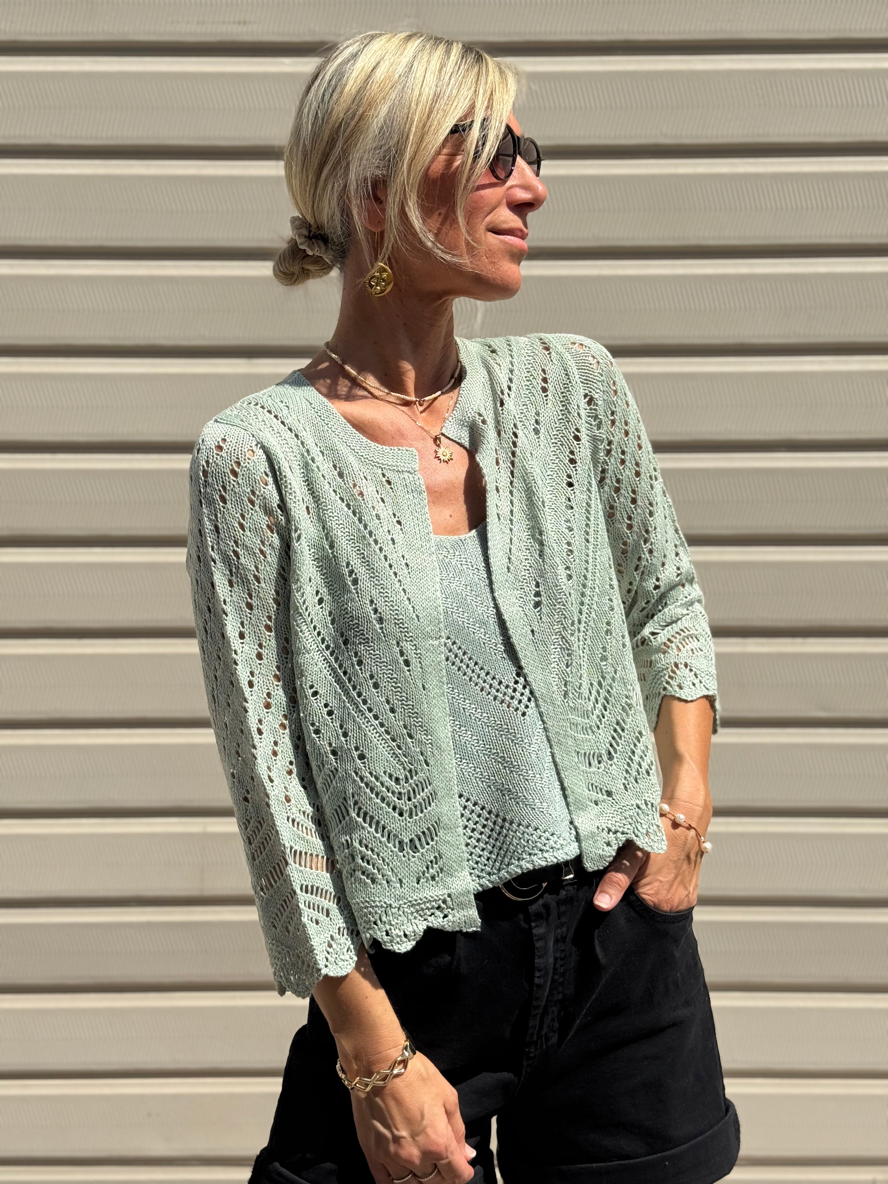 Cardigan Ricamo Corto