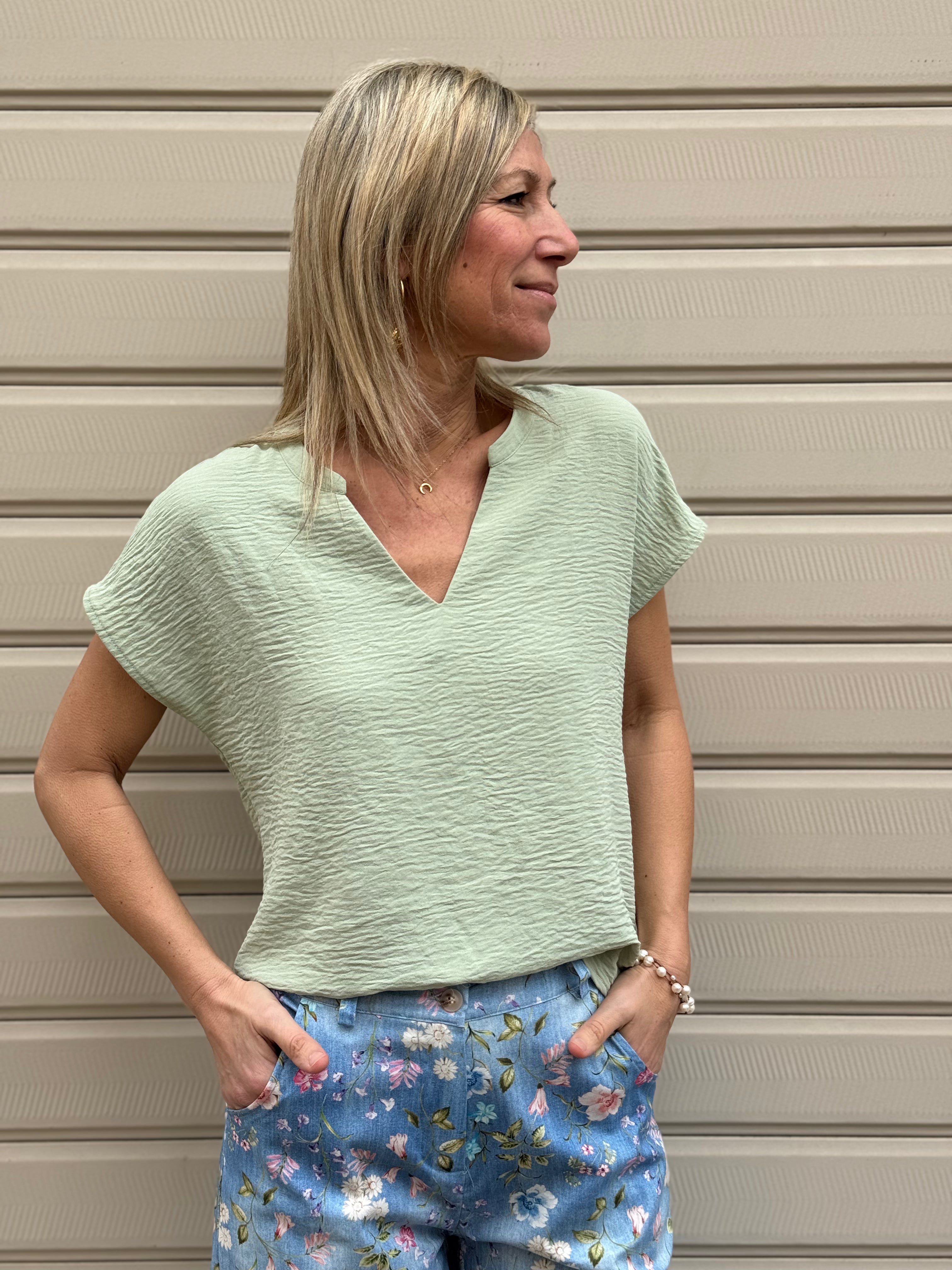 Blusa scollo V jdy
