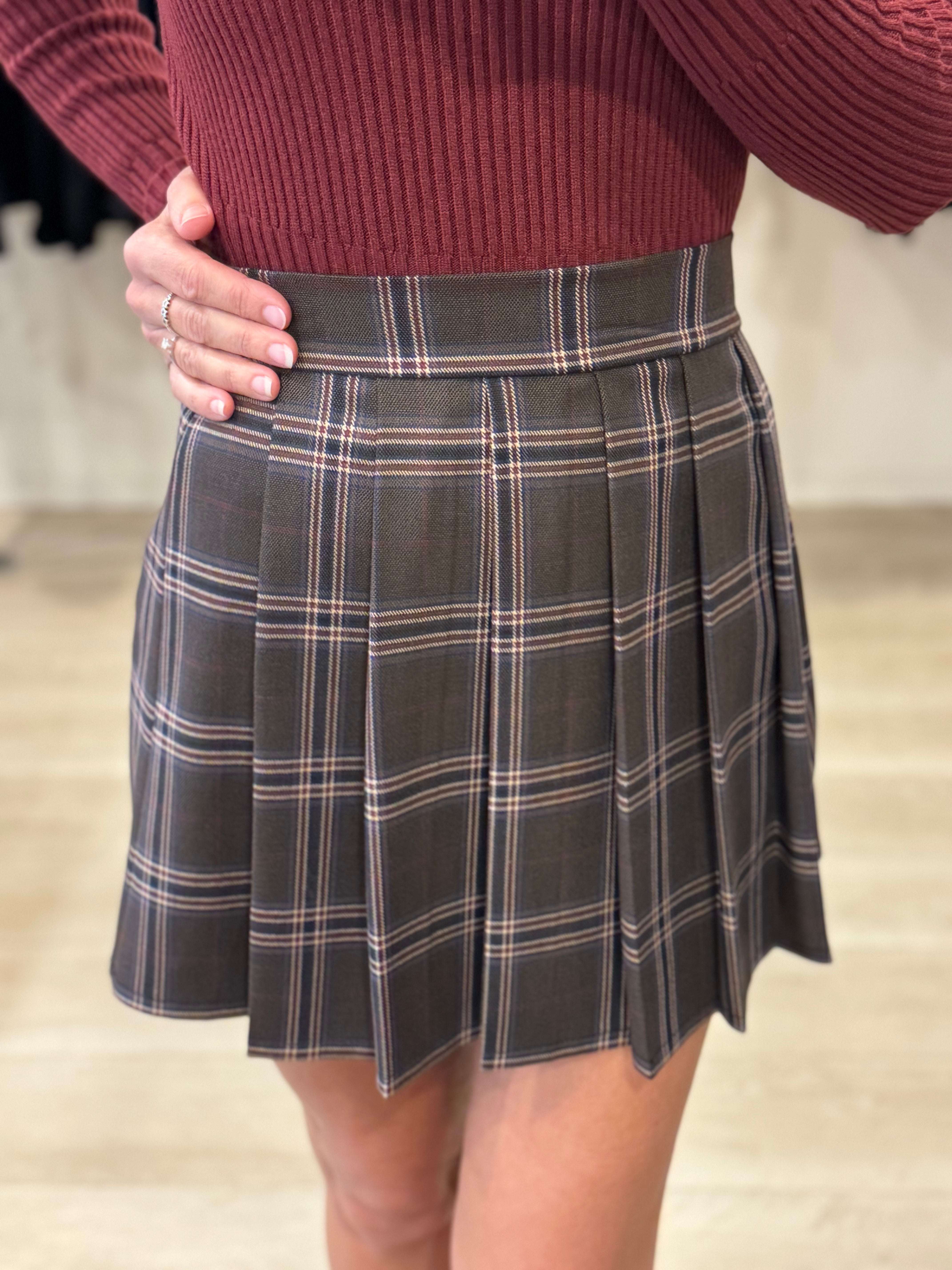 Gonna check pieghe adora