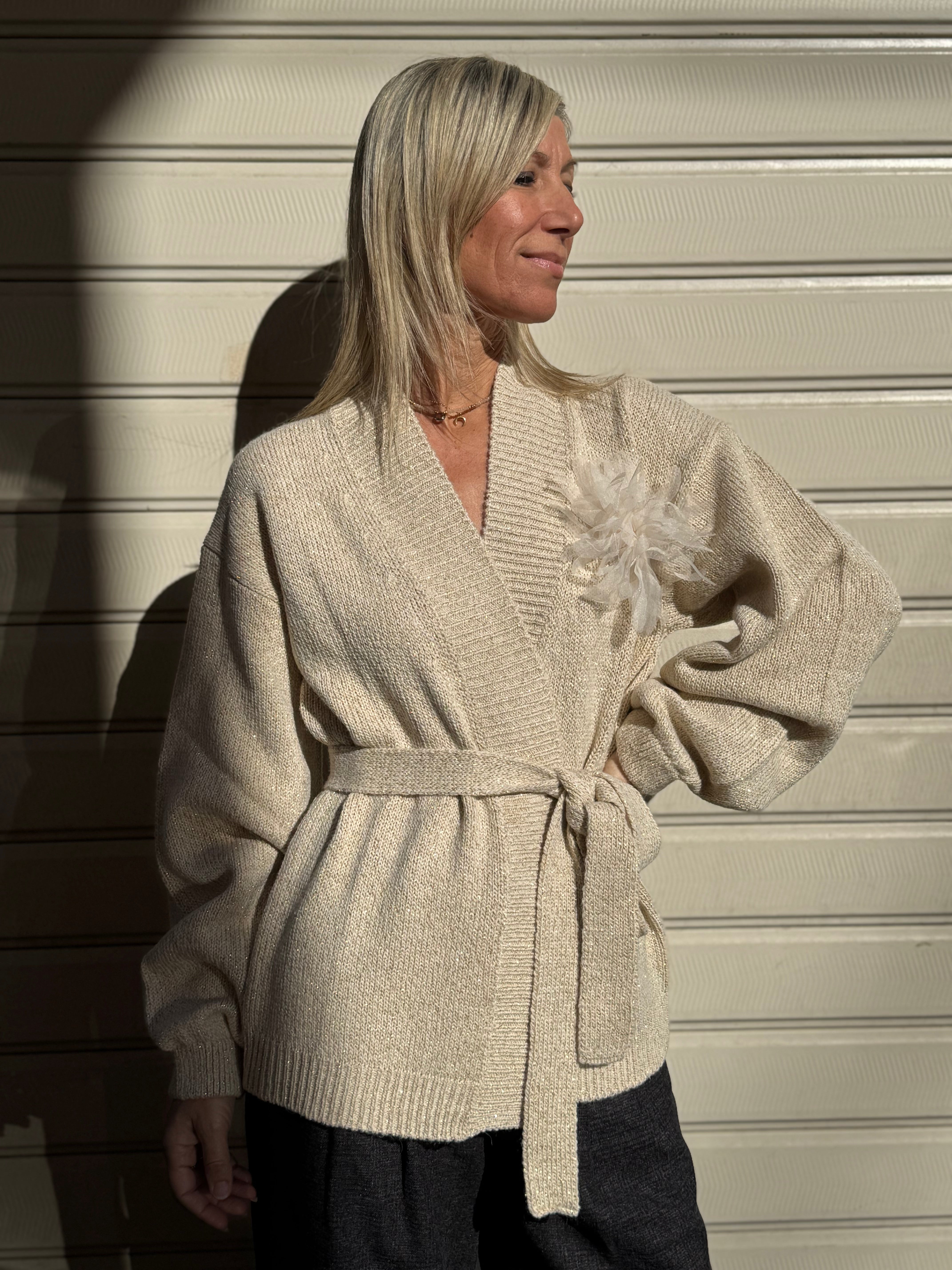 Cardigan spilla kontatto