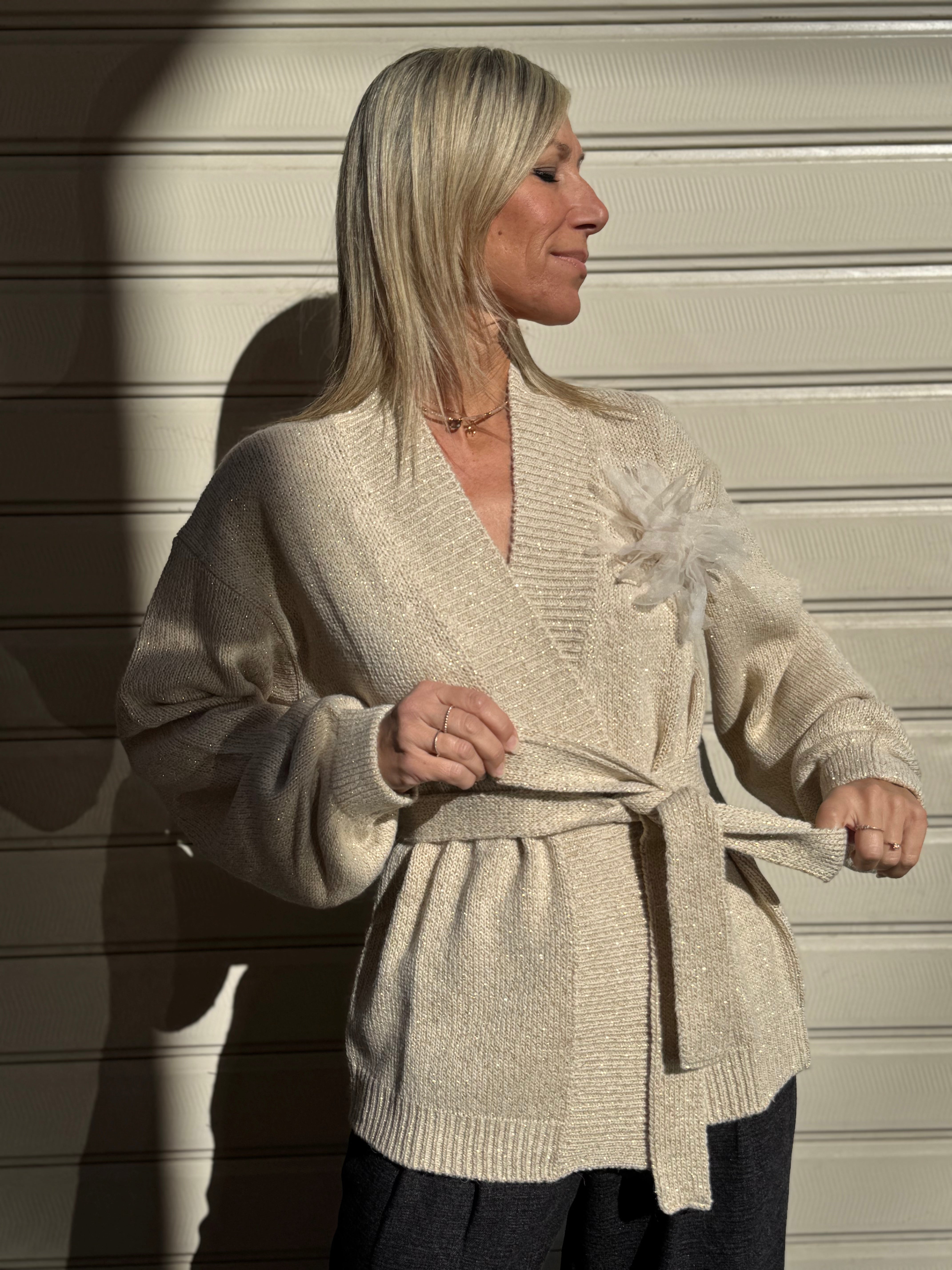 Cardigan spilla kontatto