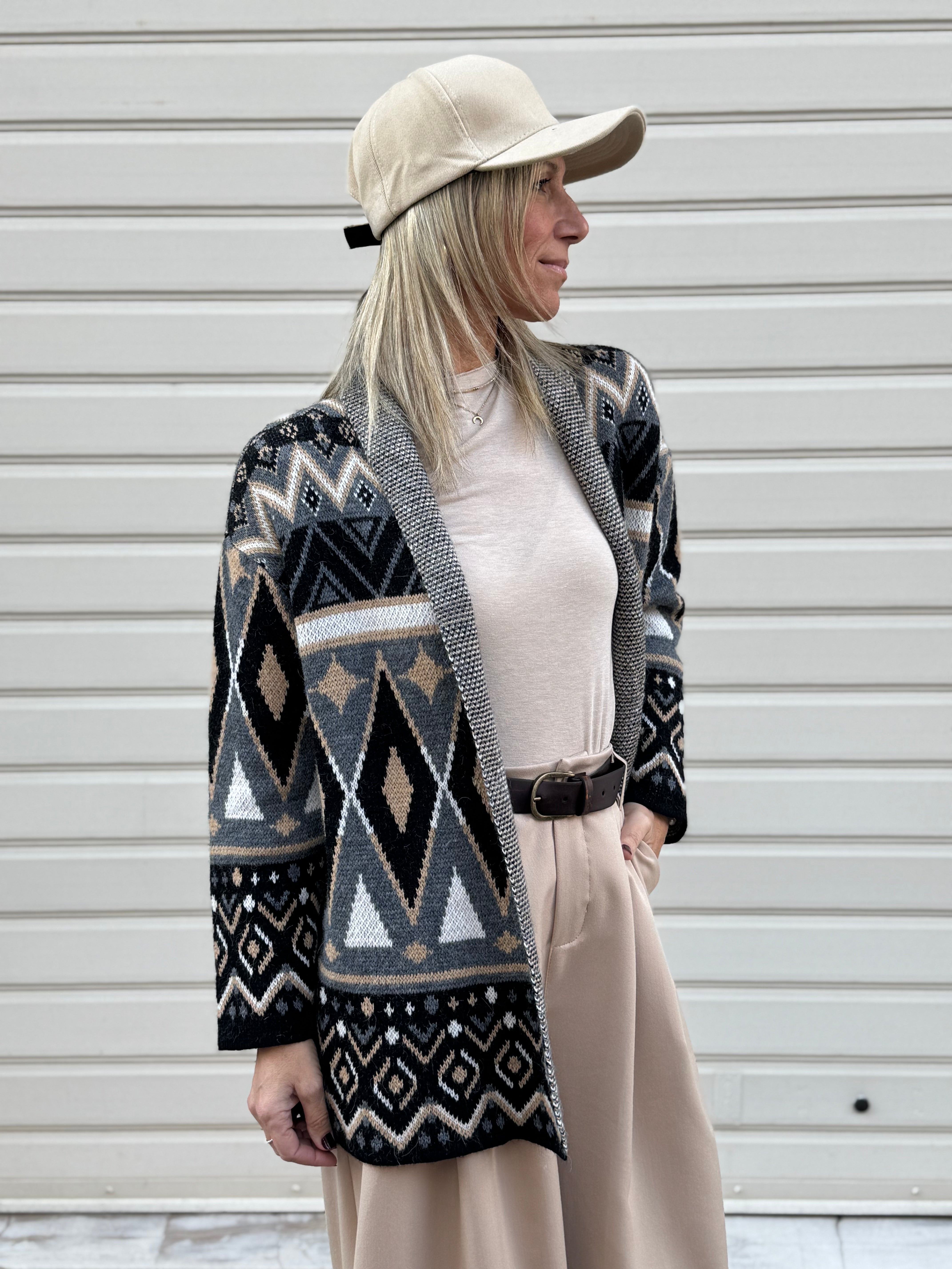 Cardigan disegni adora