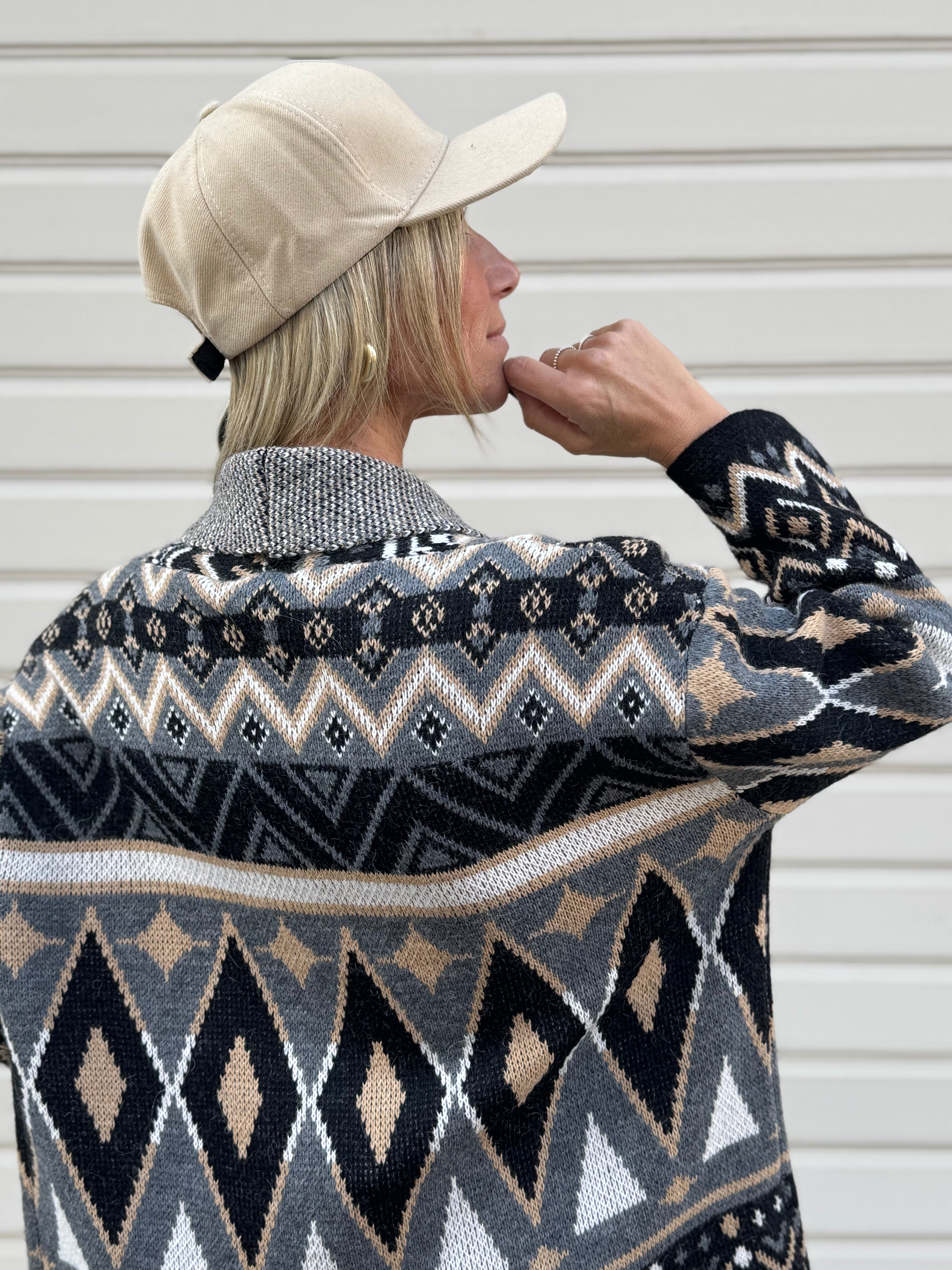 Cardigan disegni adora