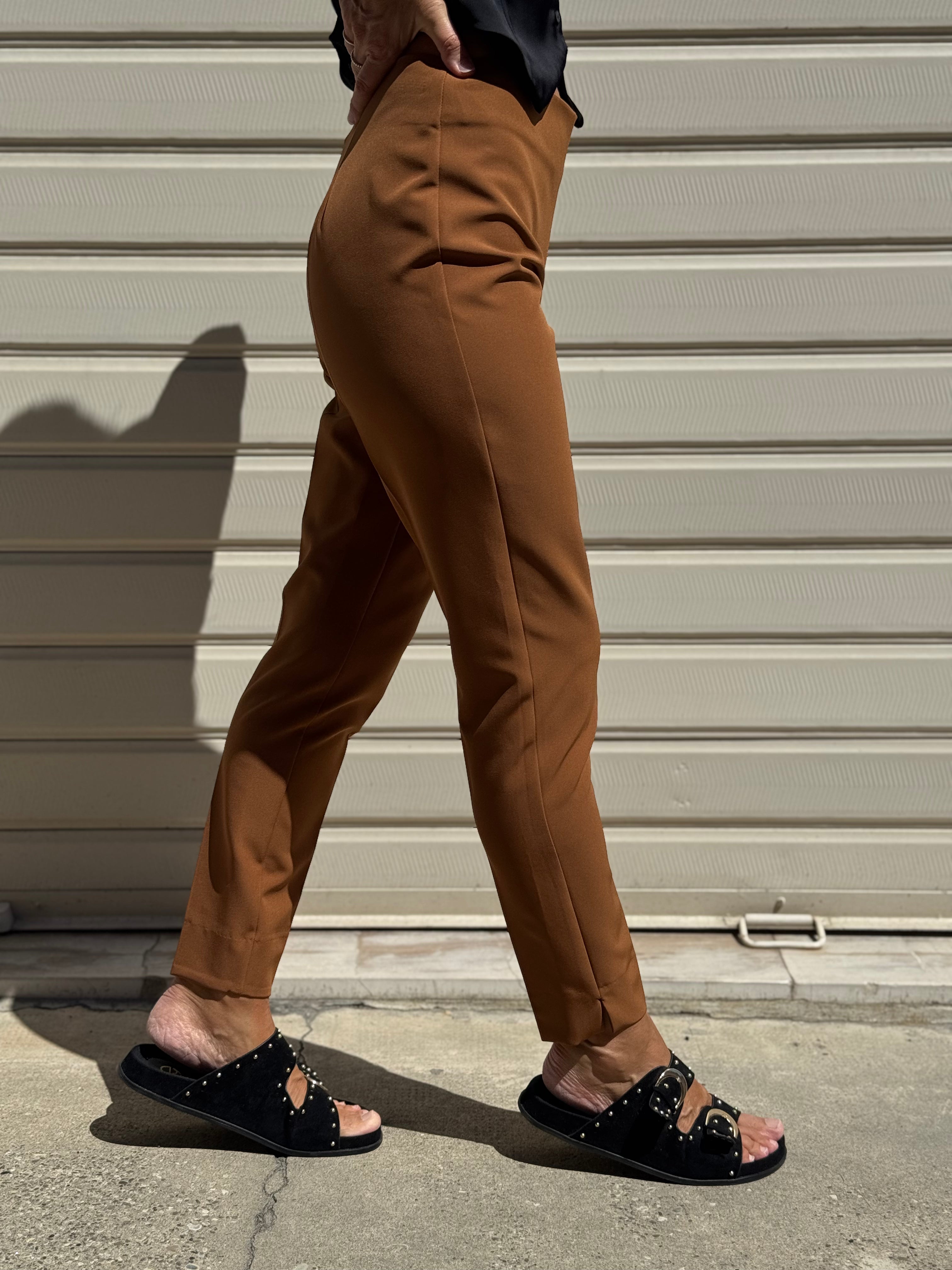 Pantalone sigaretta