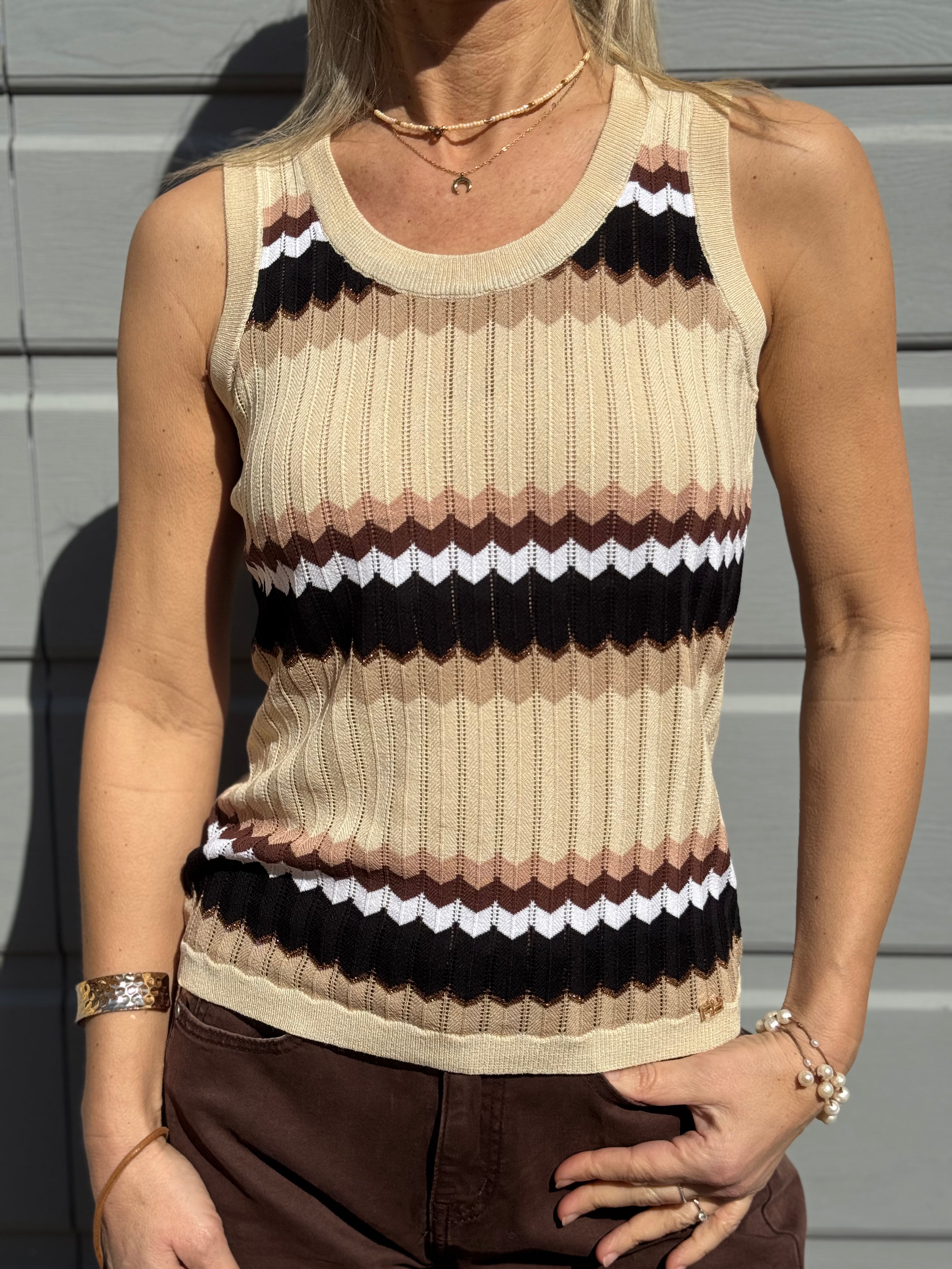 Canotta disegno chevron artigli