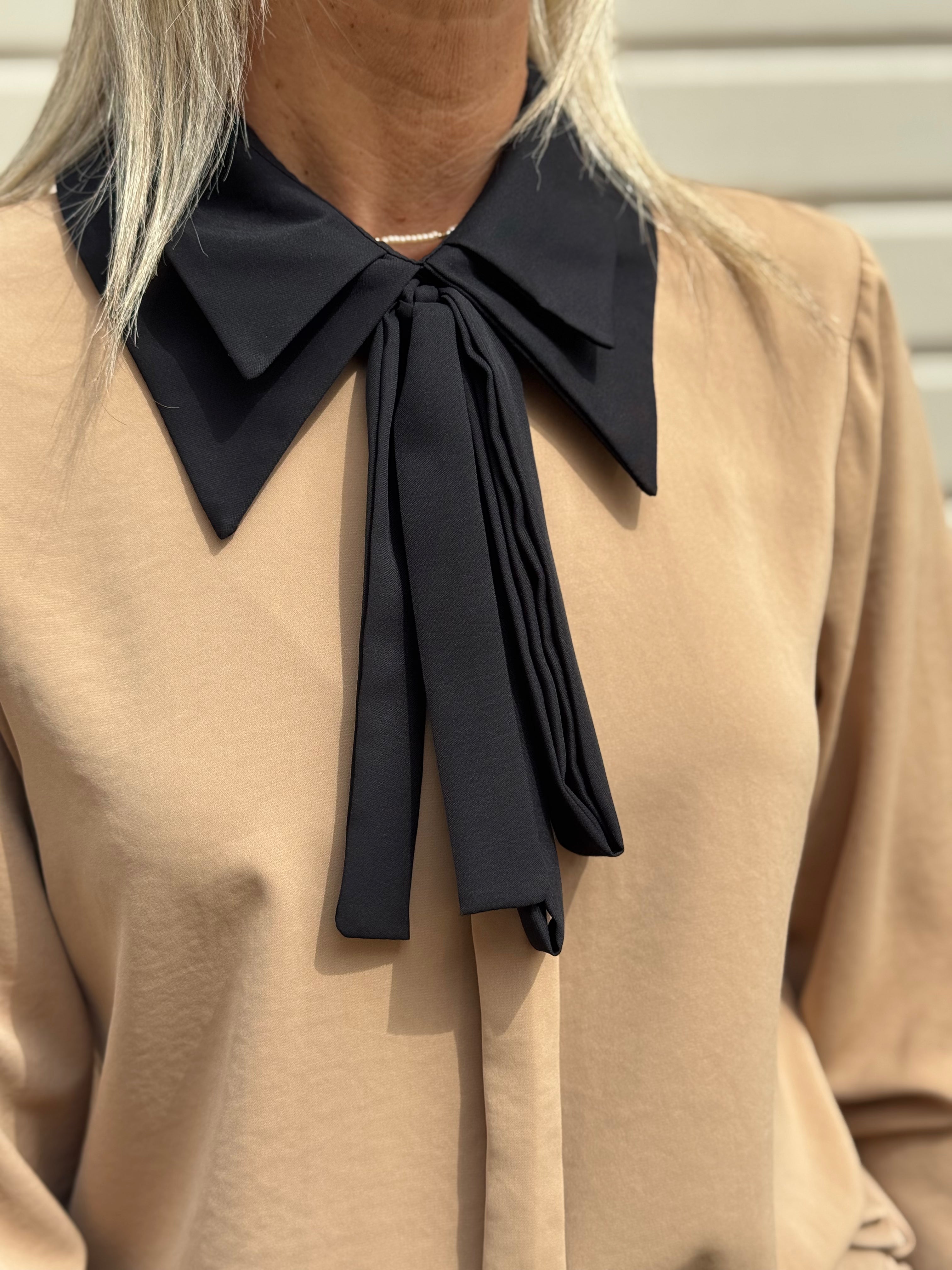 Camicia doppio colletto mimì
