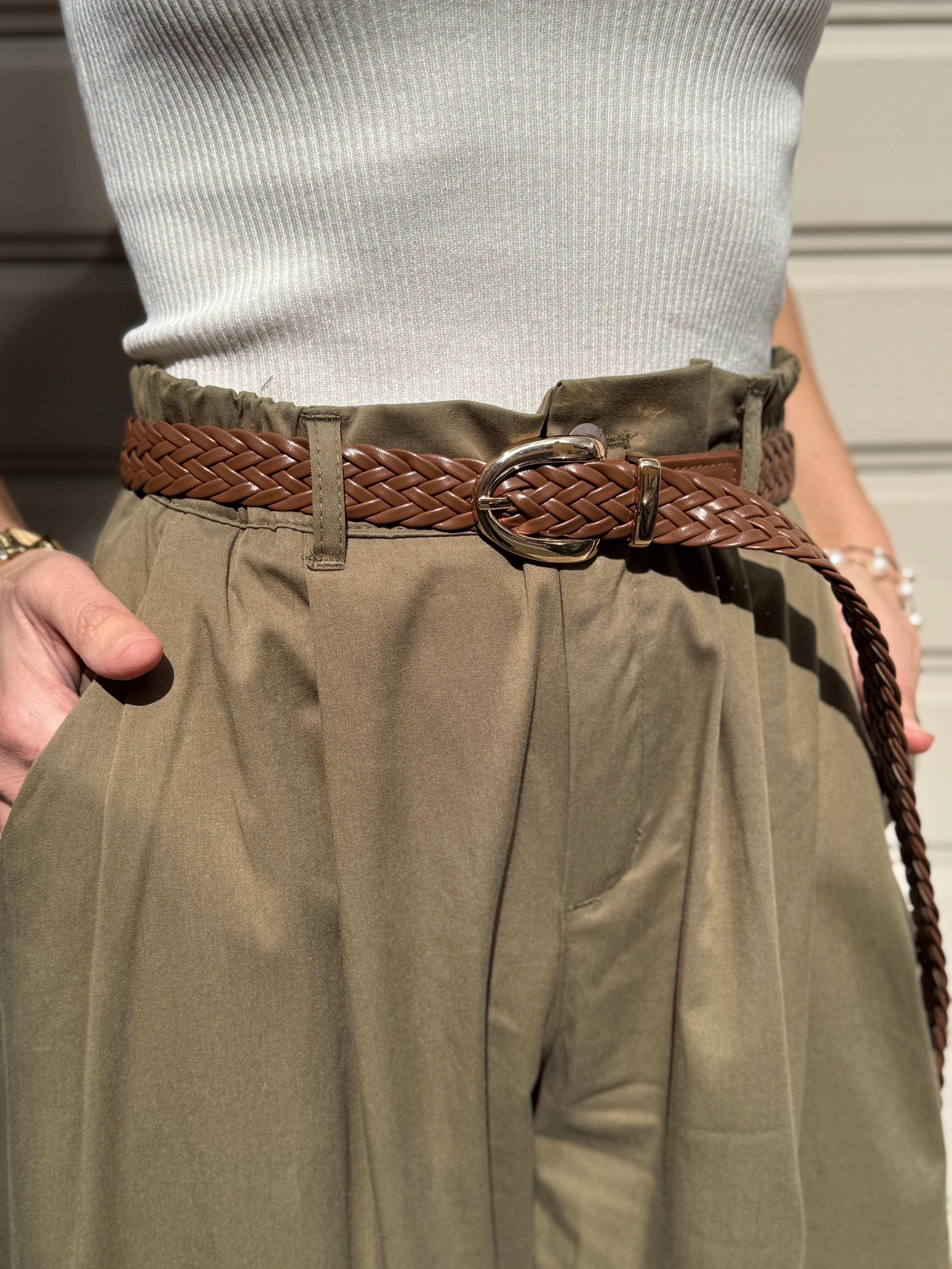 Cintura intrecciata adora