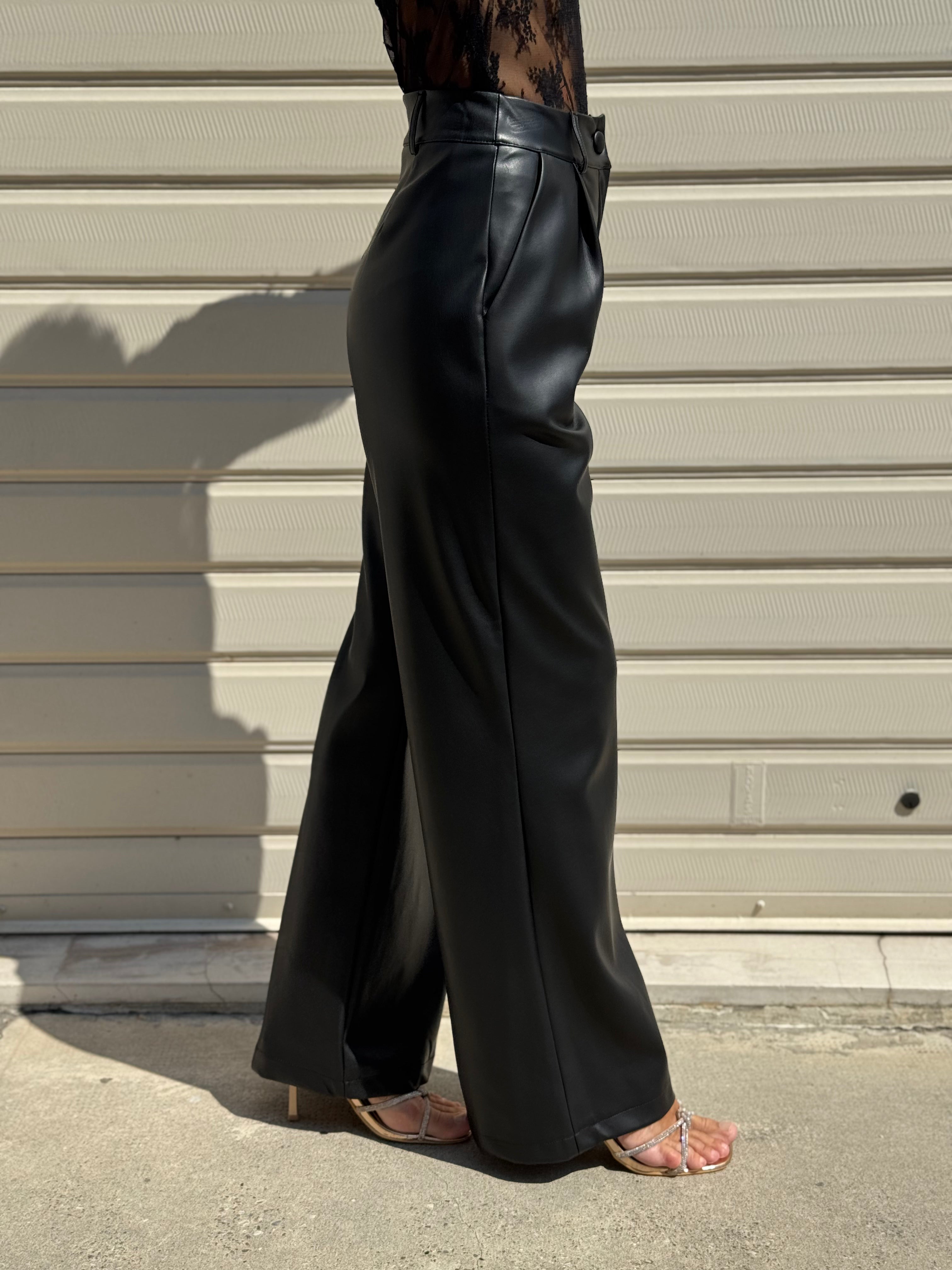 Pantalone ecopelle artigli