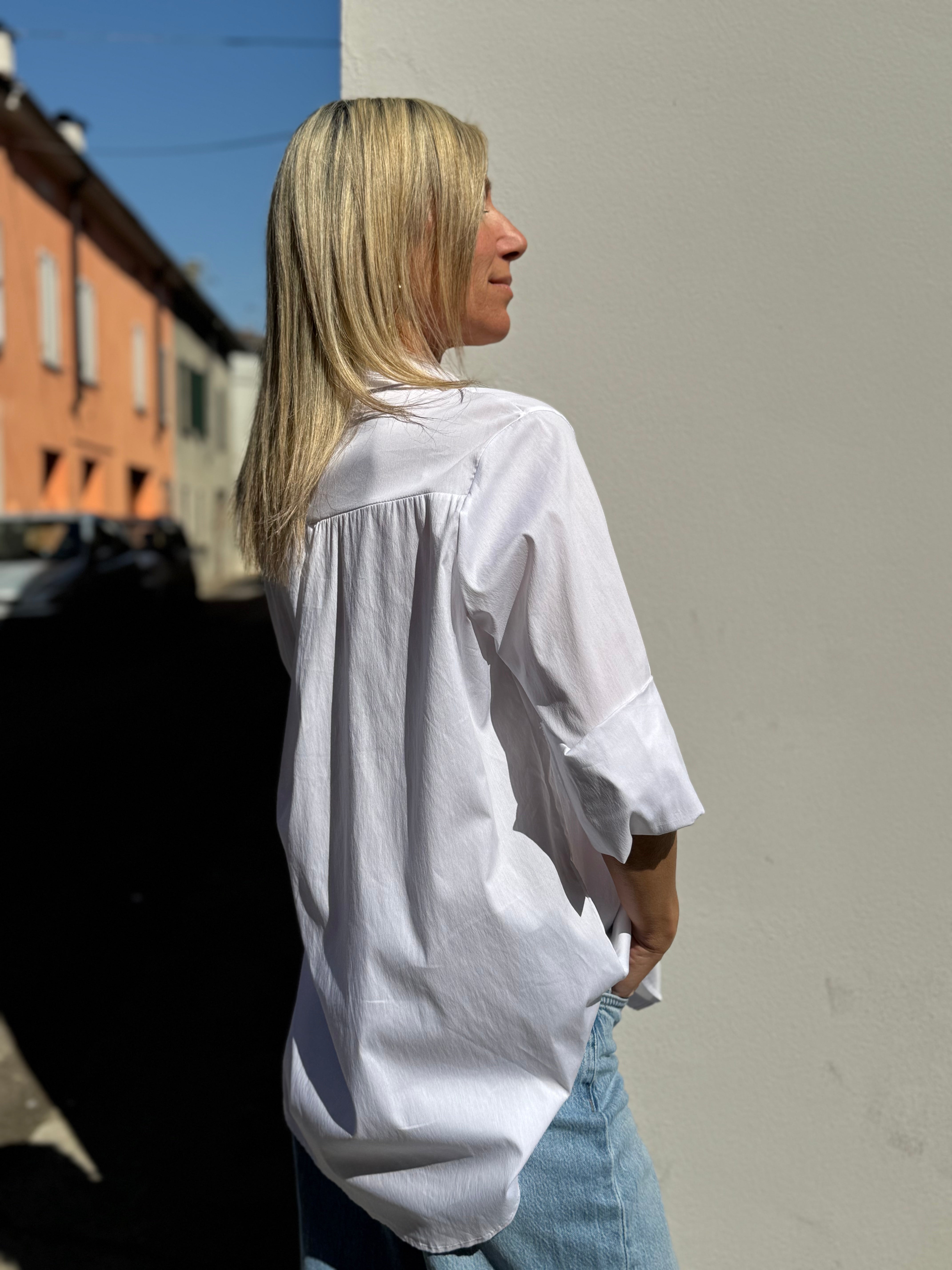 Camicia over adora