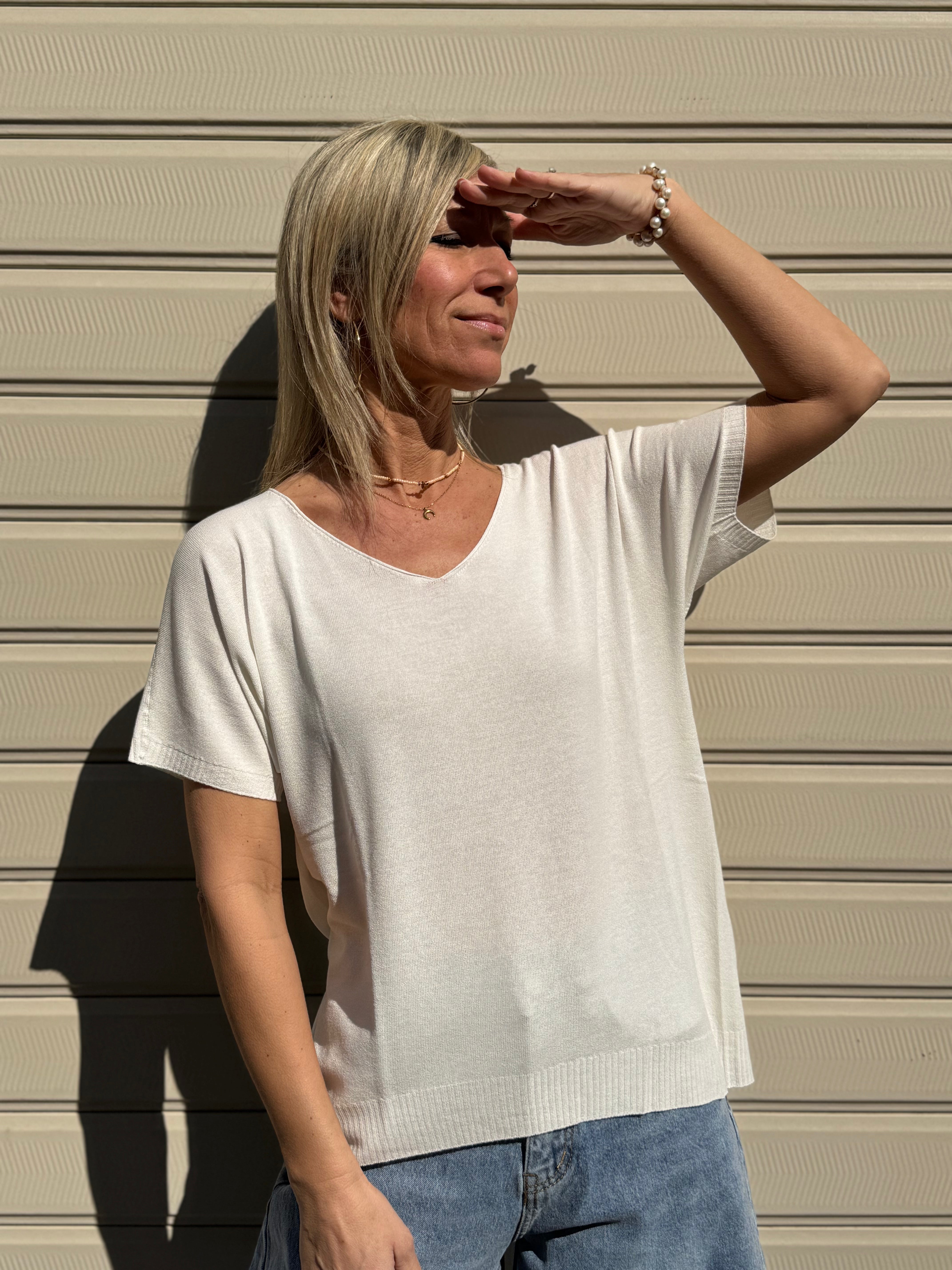 Maglia scollo v kontatto