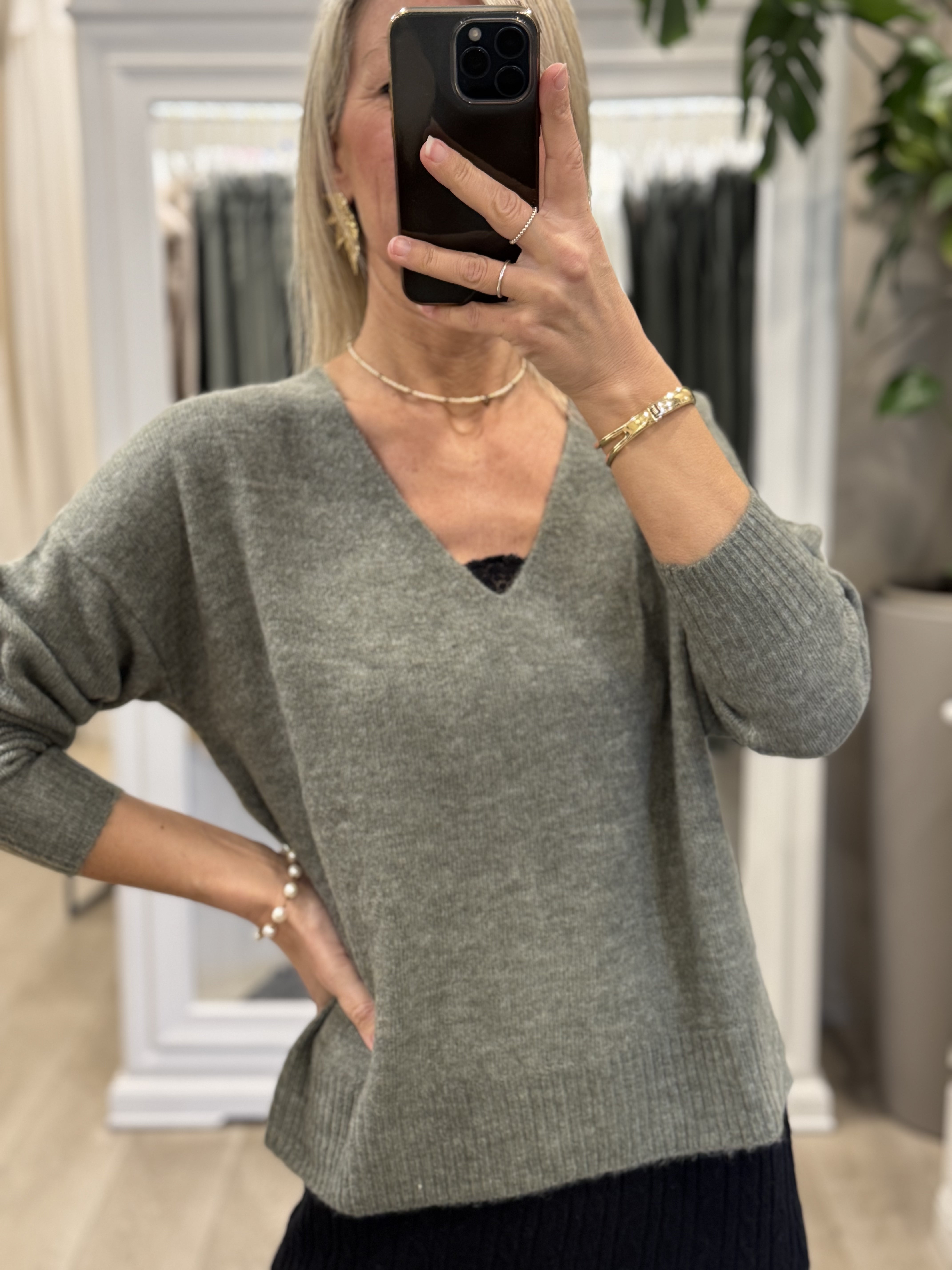Maglia Scollo V Over