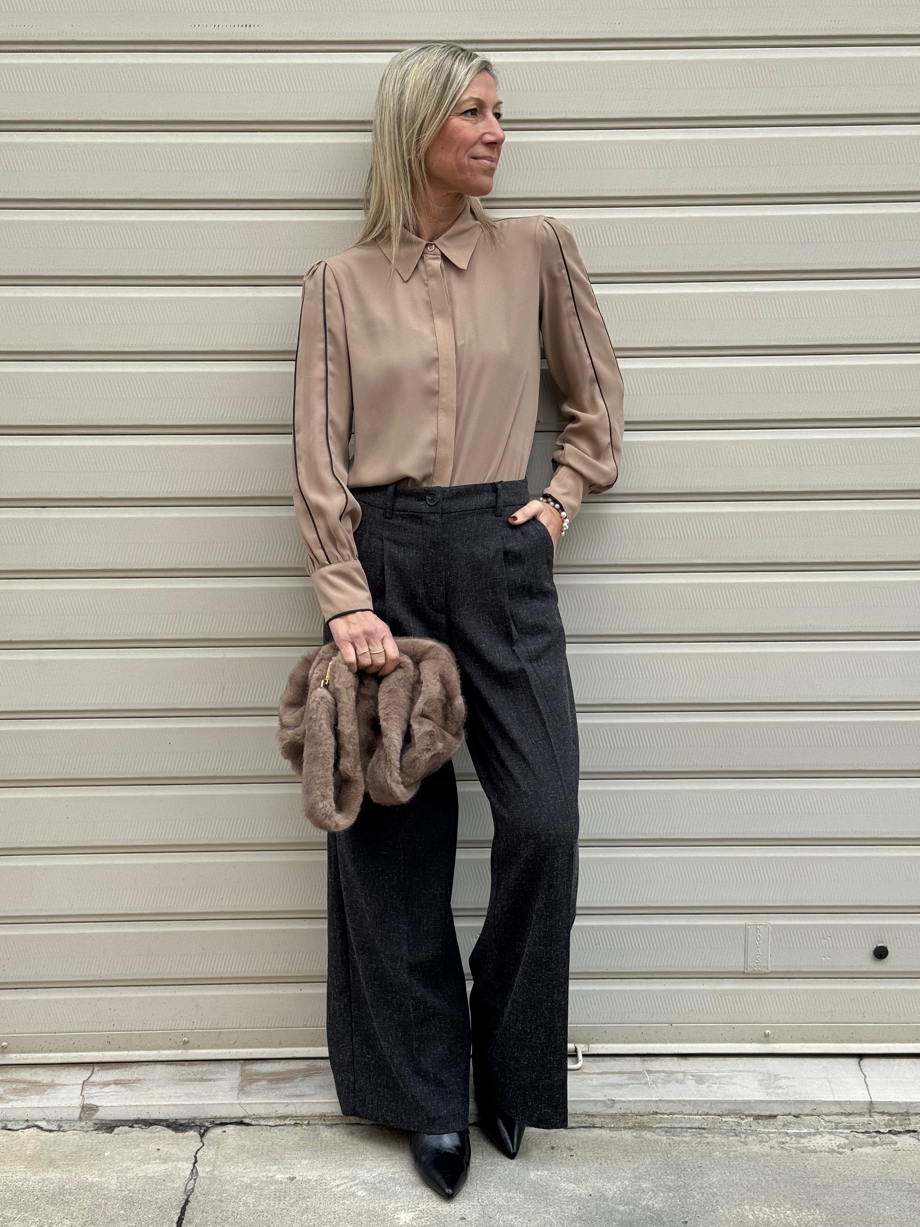 Camicia profili maniche mimì