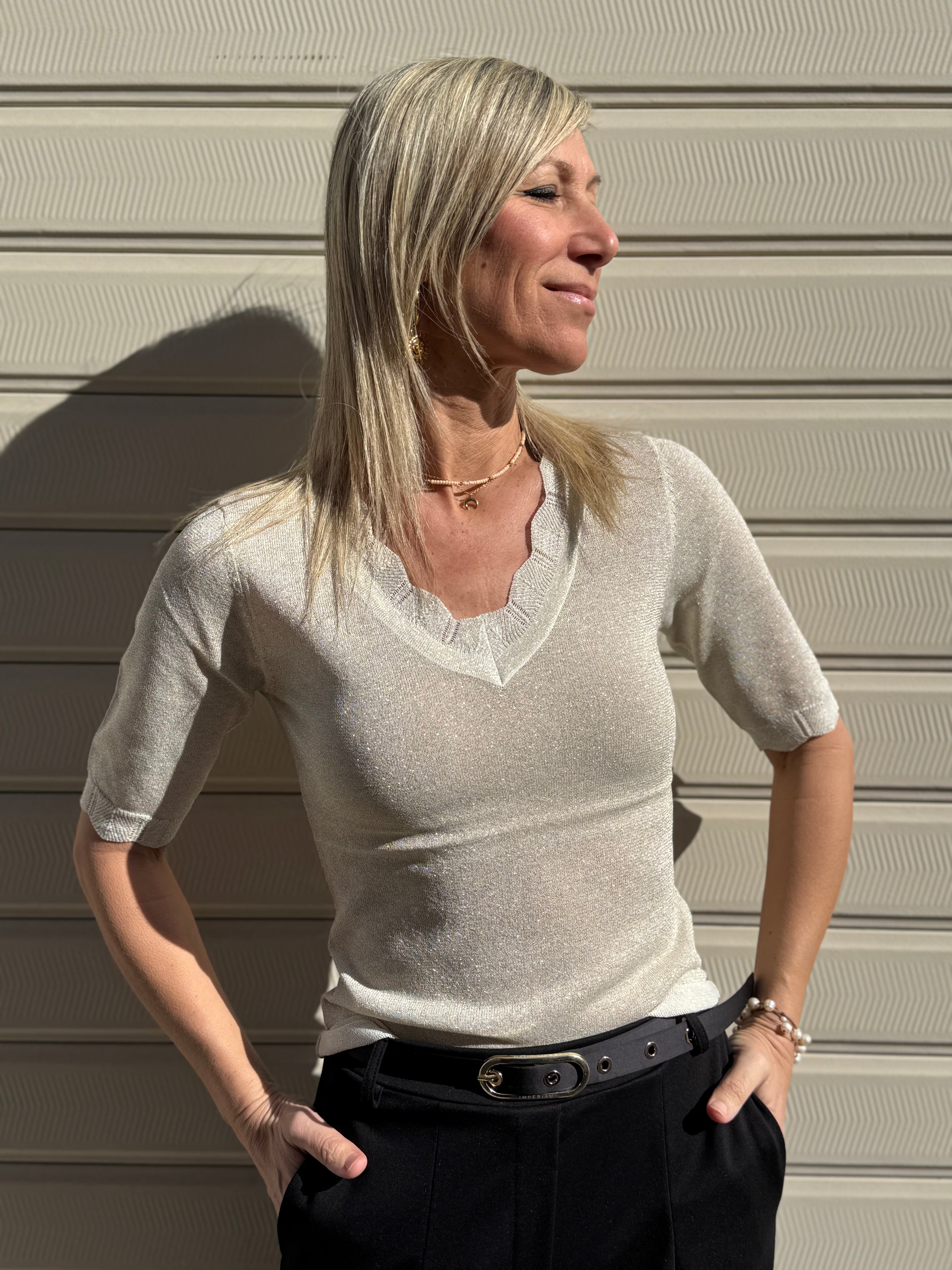 Maglia scollo v ondine artigli
