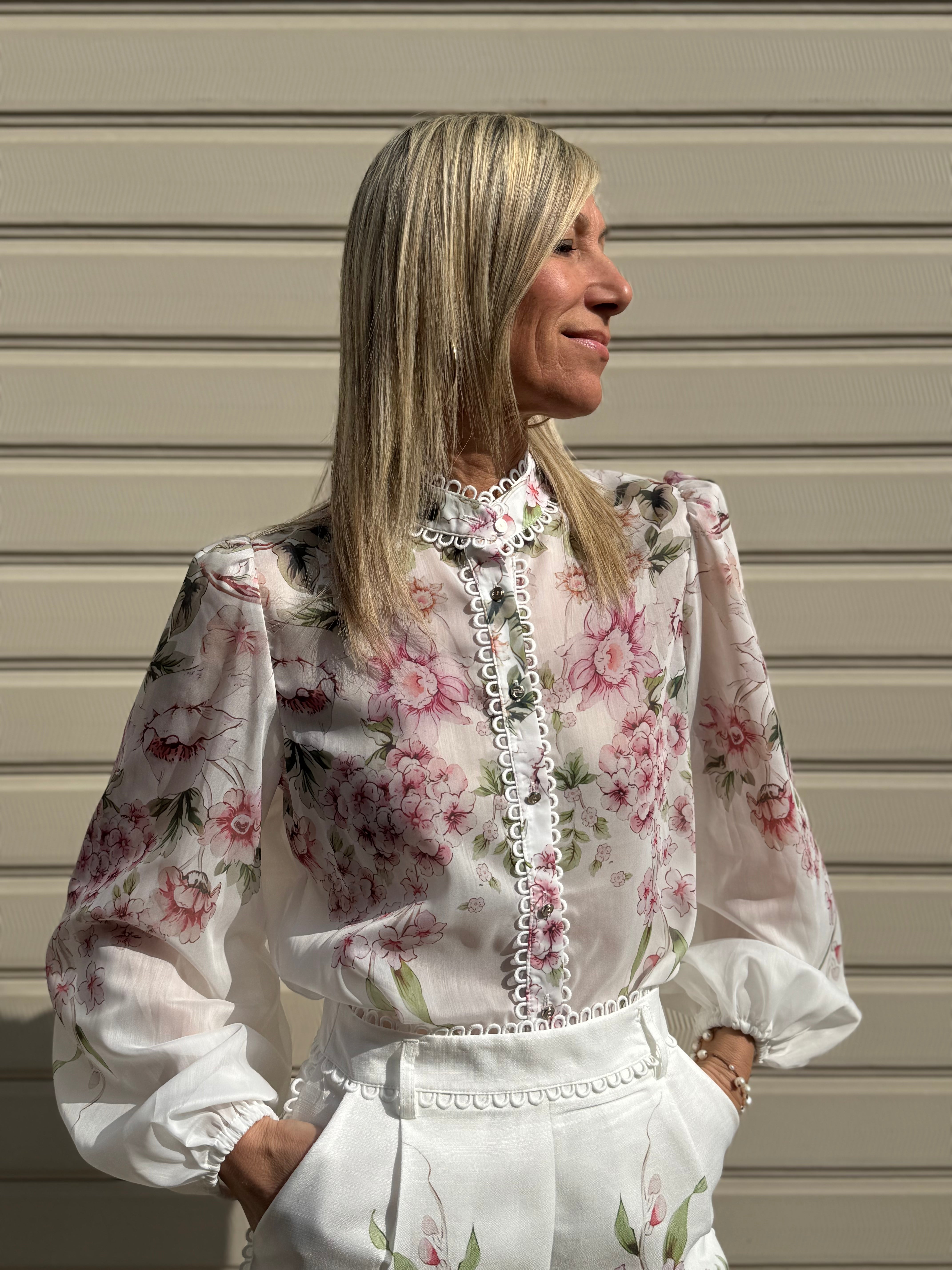 Camicia fiori di pesco artigli