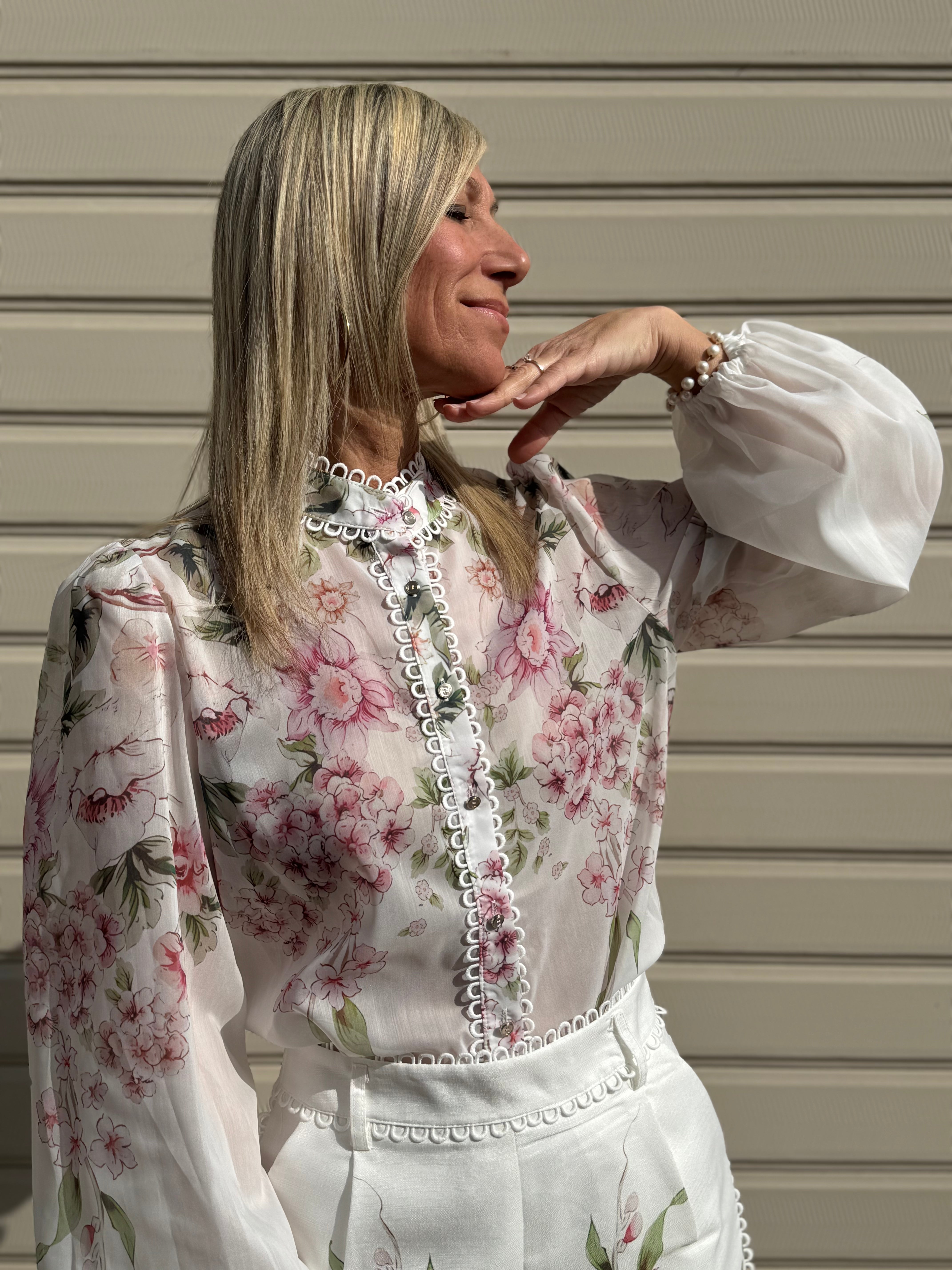 Camicia fiori di pesco artigli