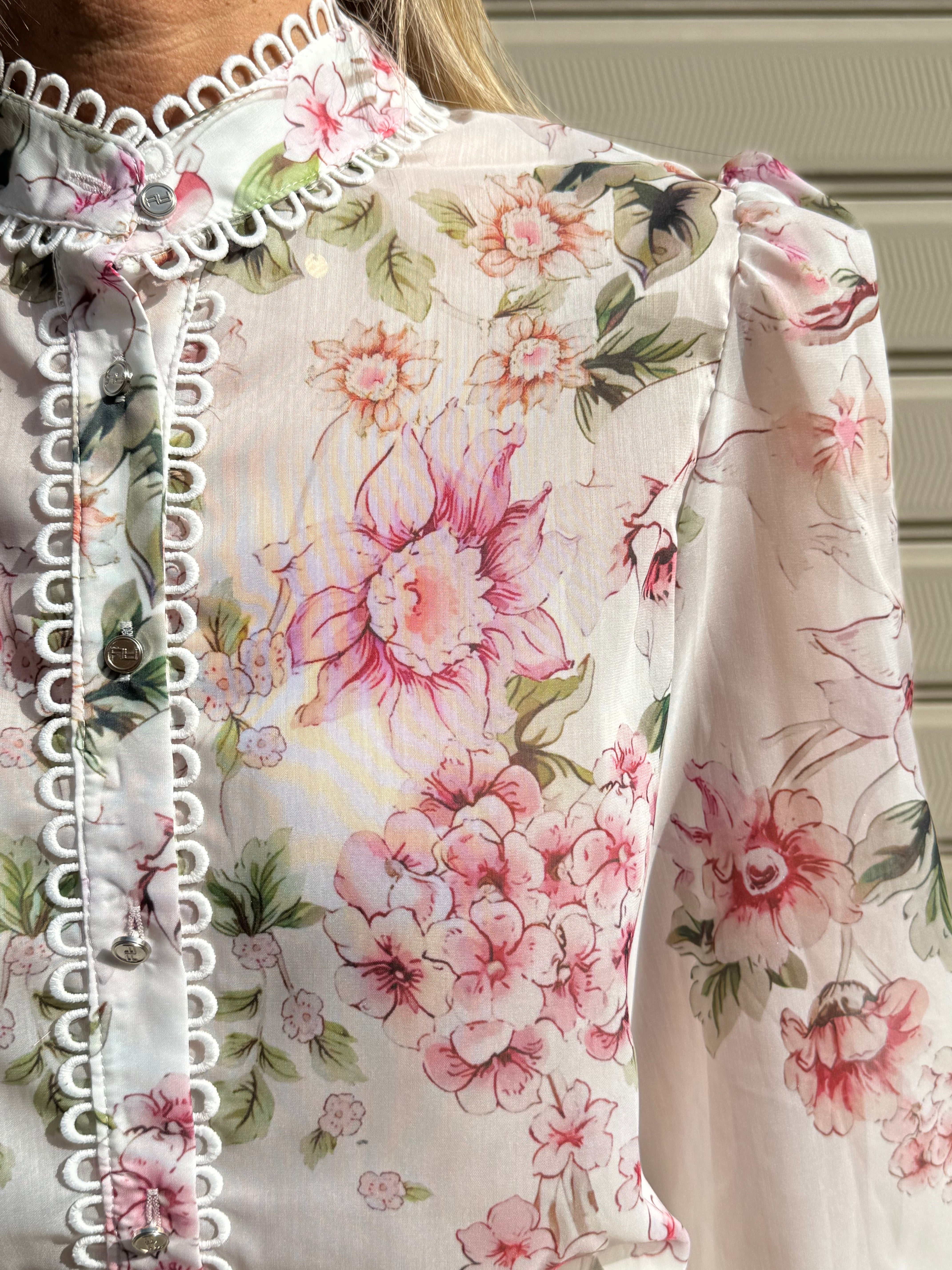 Camicia fiori di pesco artigli