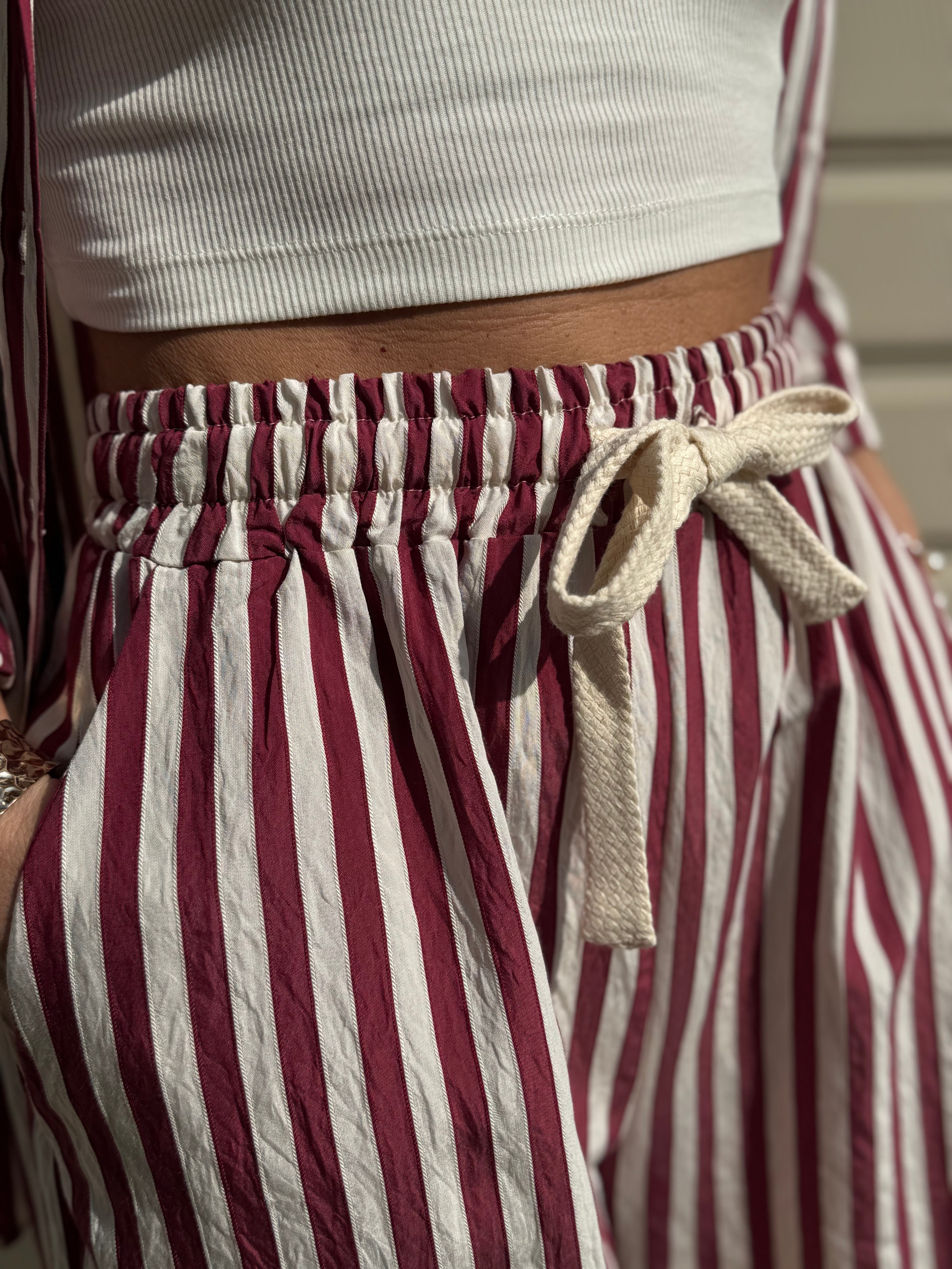 Shorts righe artigli