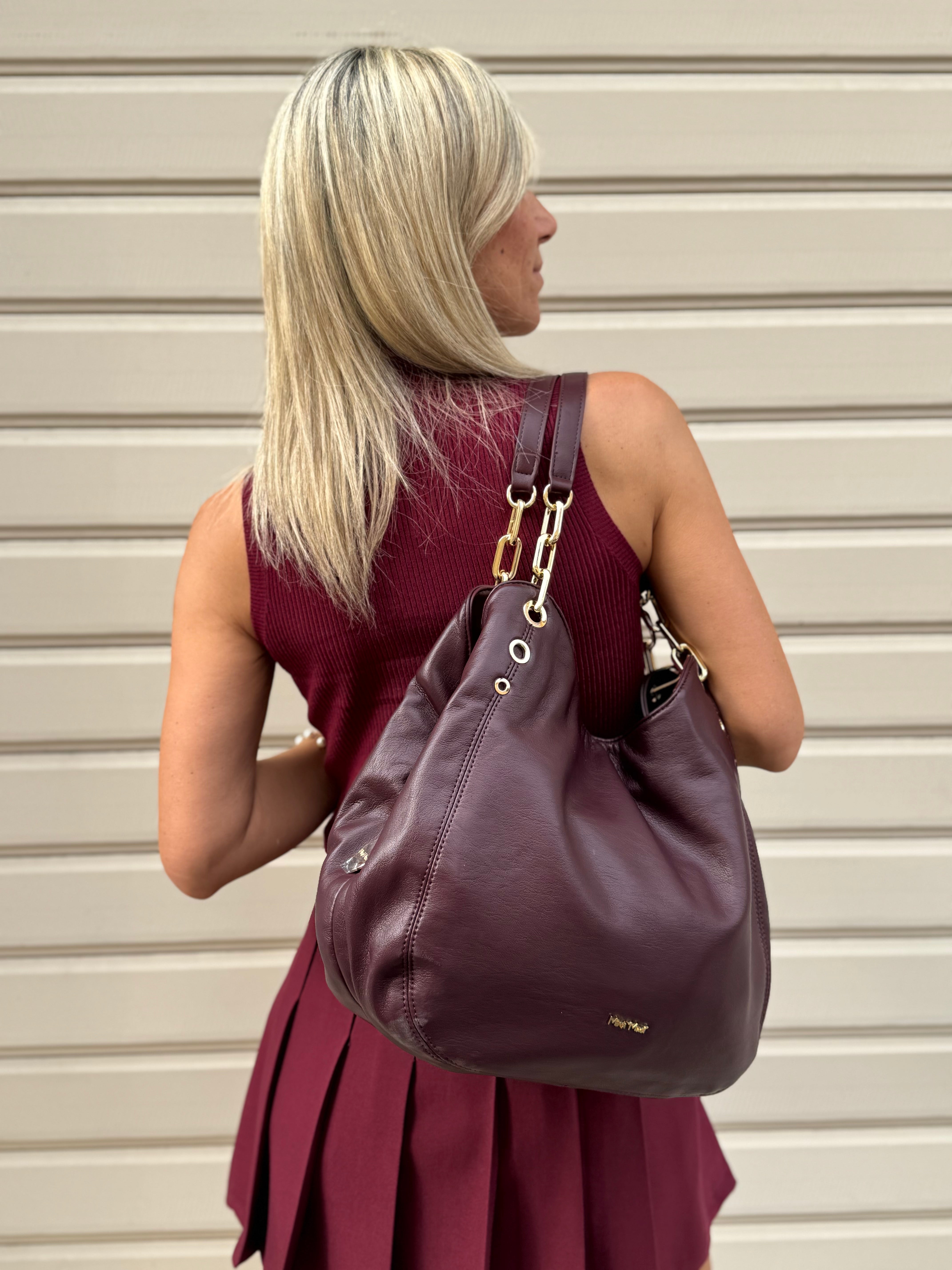 Borsa morbida con occhielli