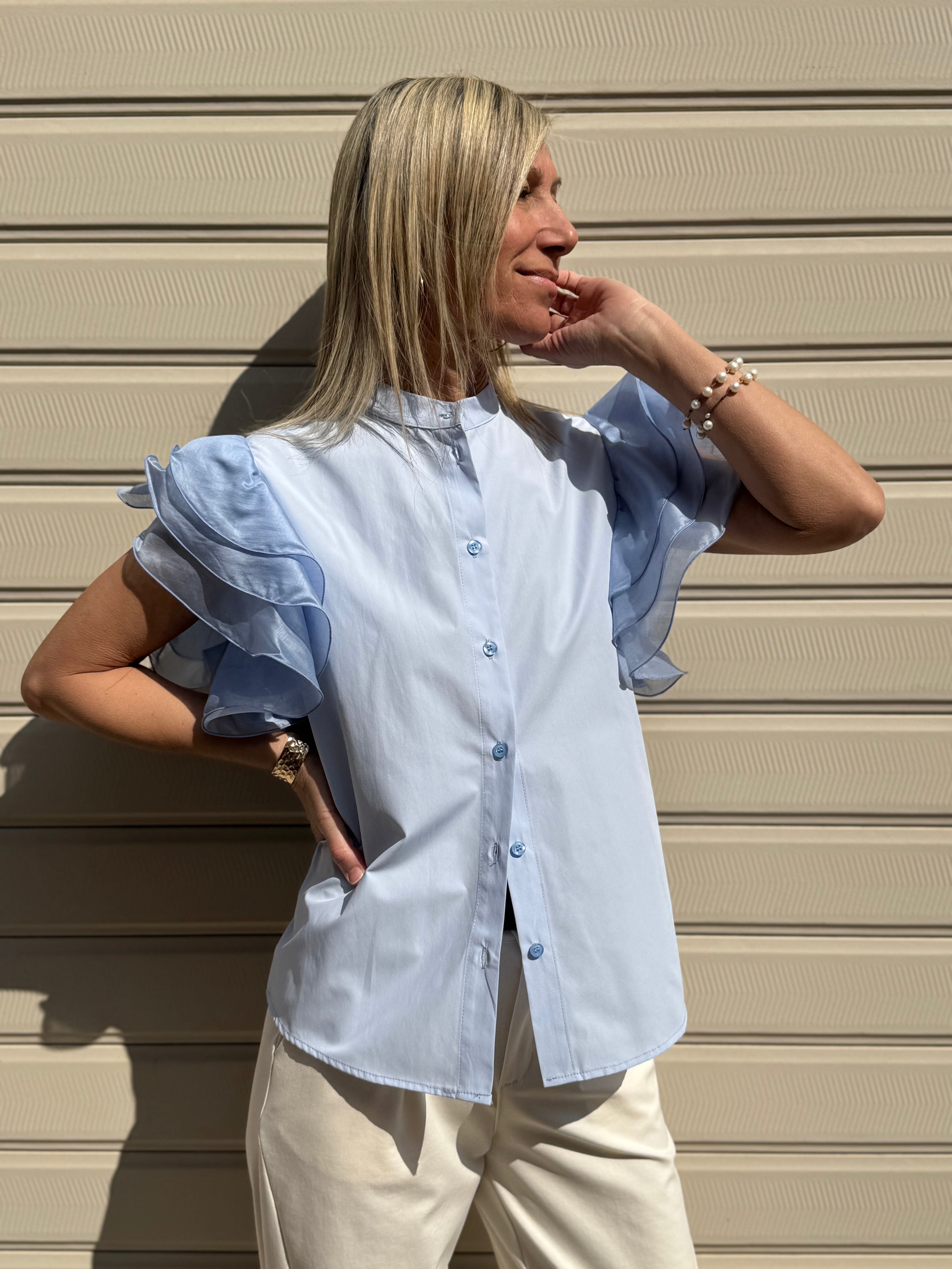 Camicia con maniche volant mimì