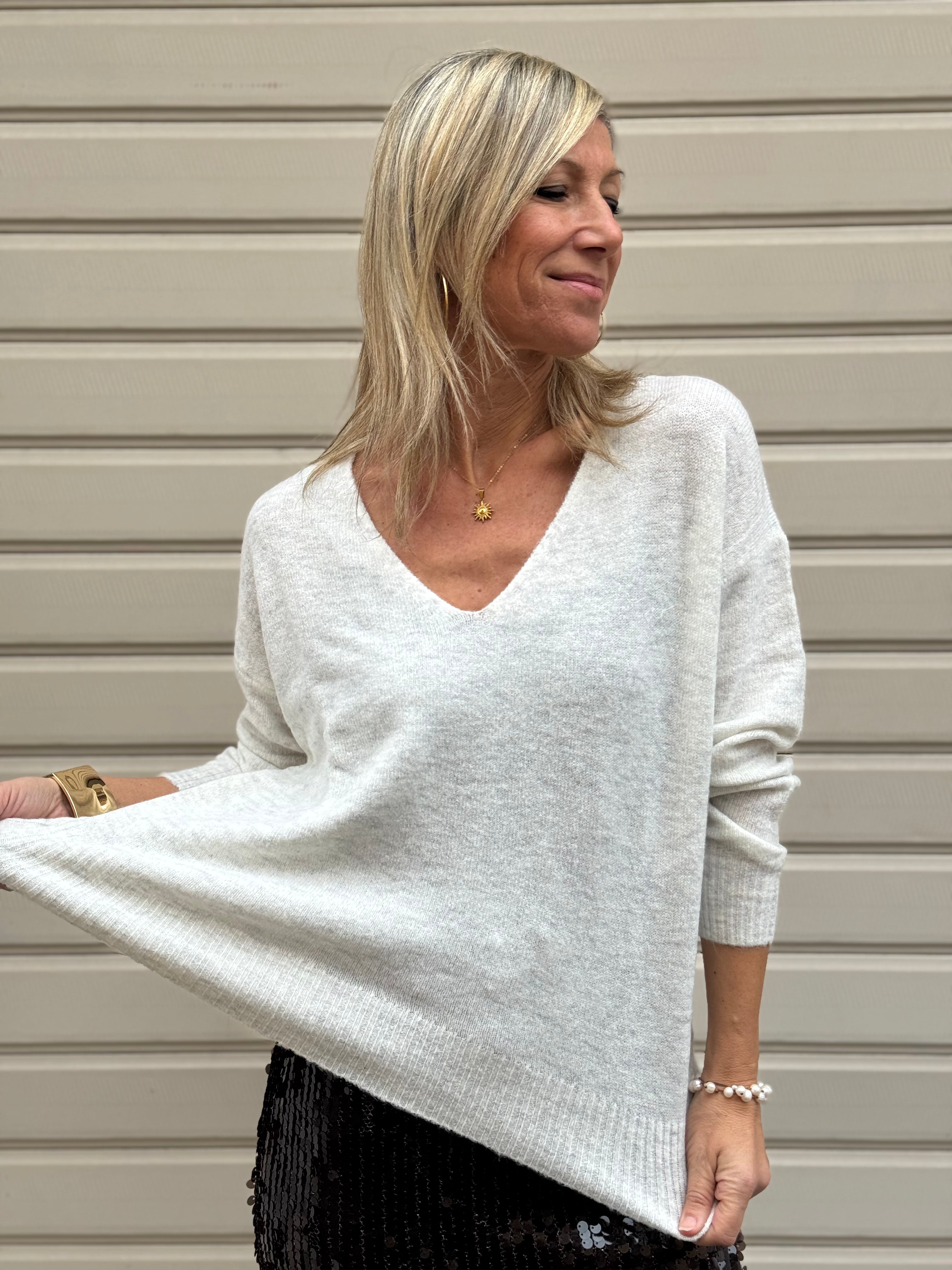 Maglia scollo v pastello 🖍️