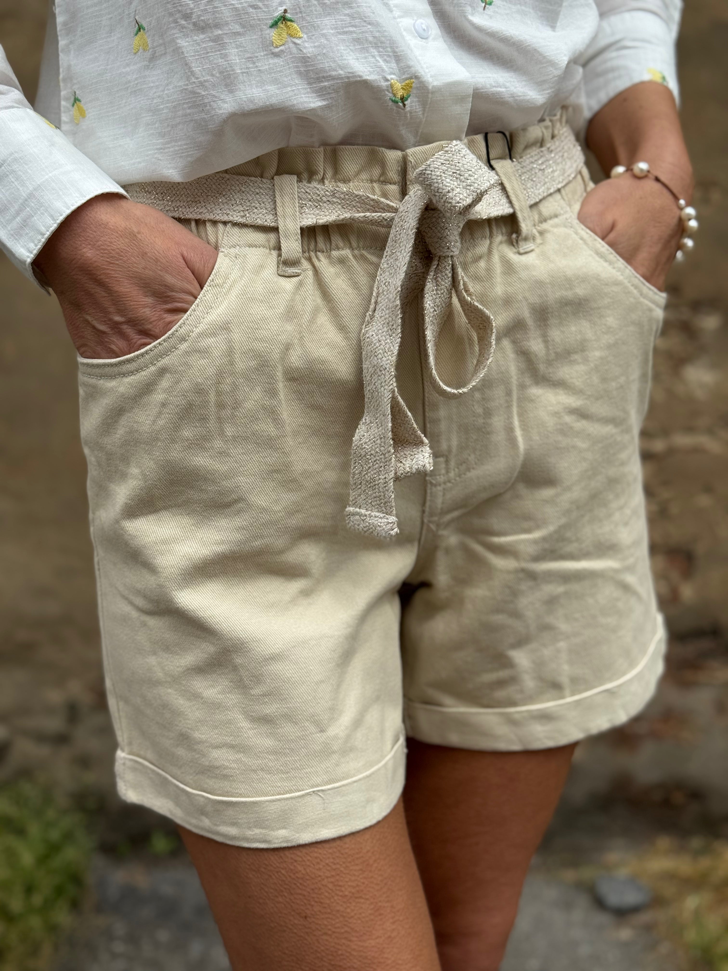 Shorts Cinturina