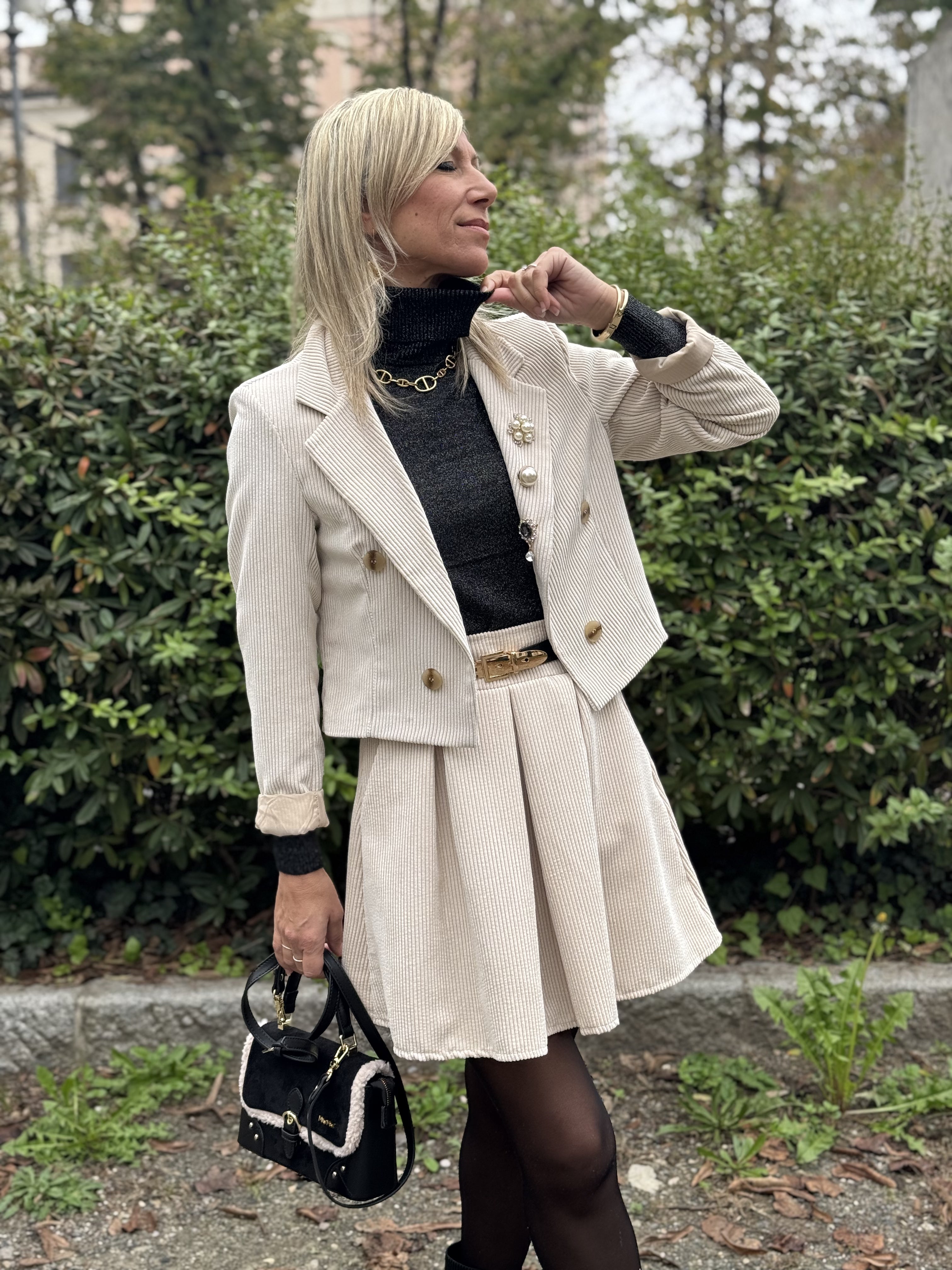 Outfit Velluto Panna · Blazer+Gonna+Dolcevita