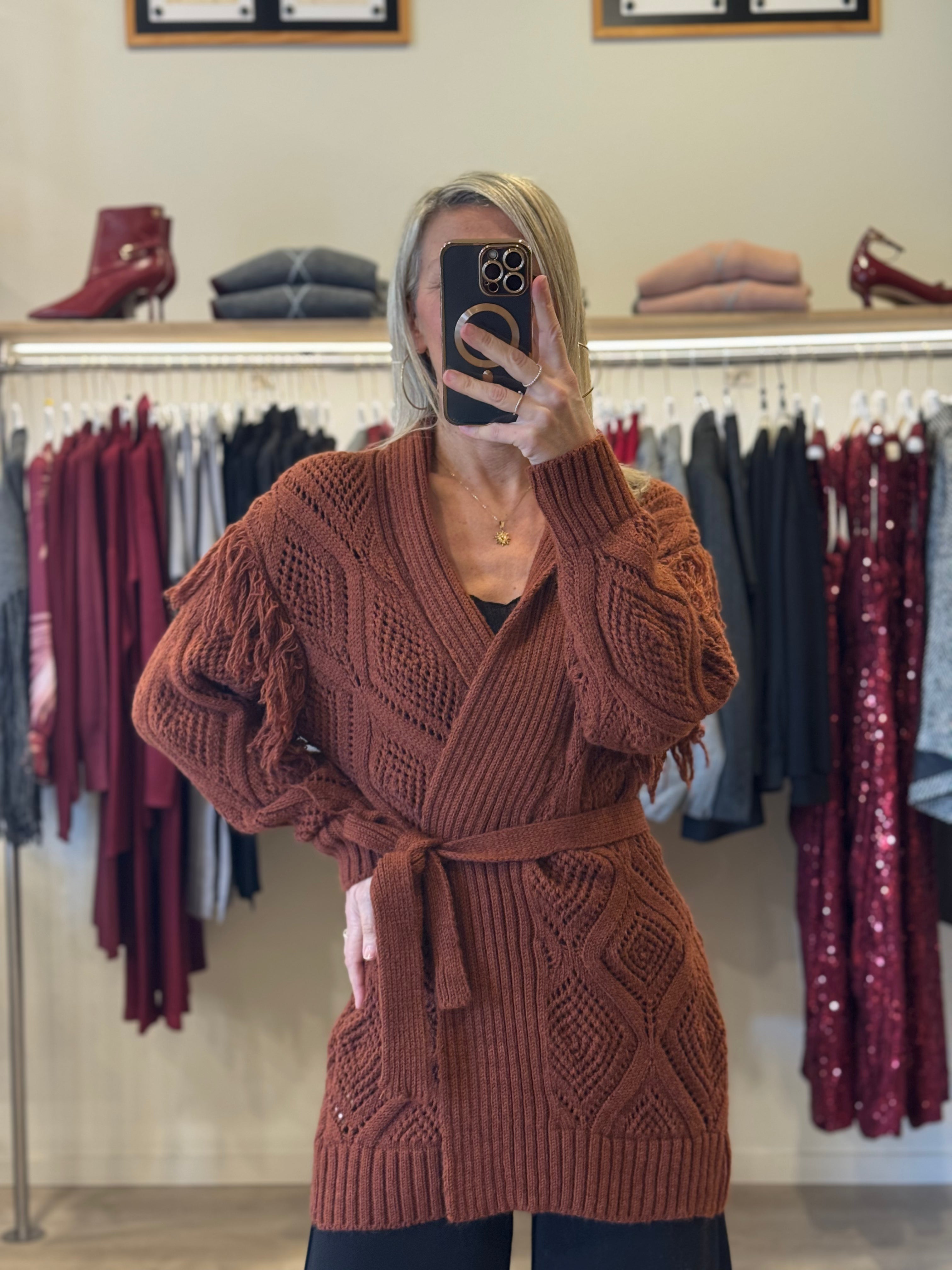 Cardigan traforato frange